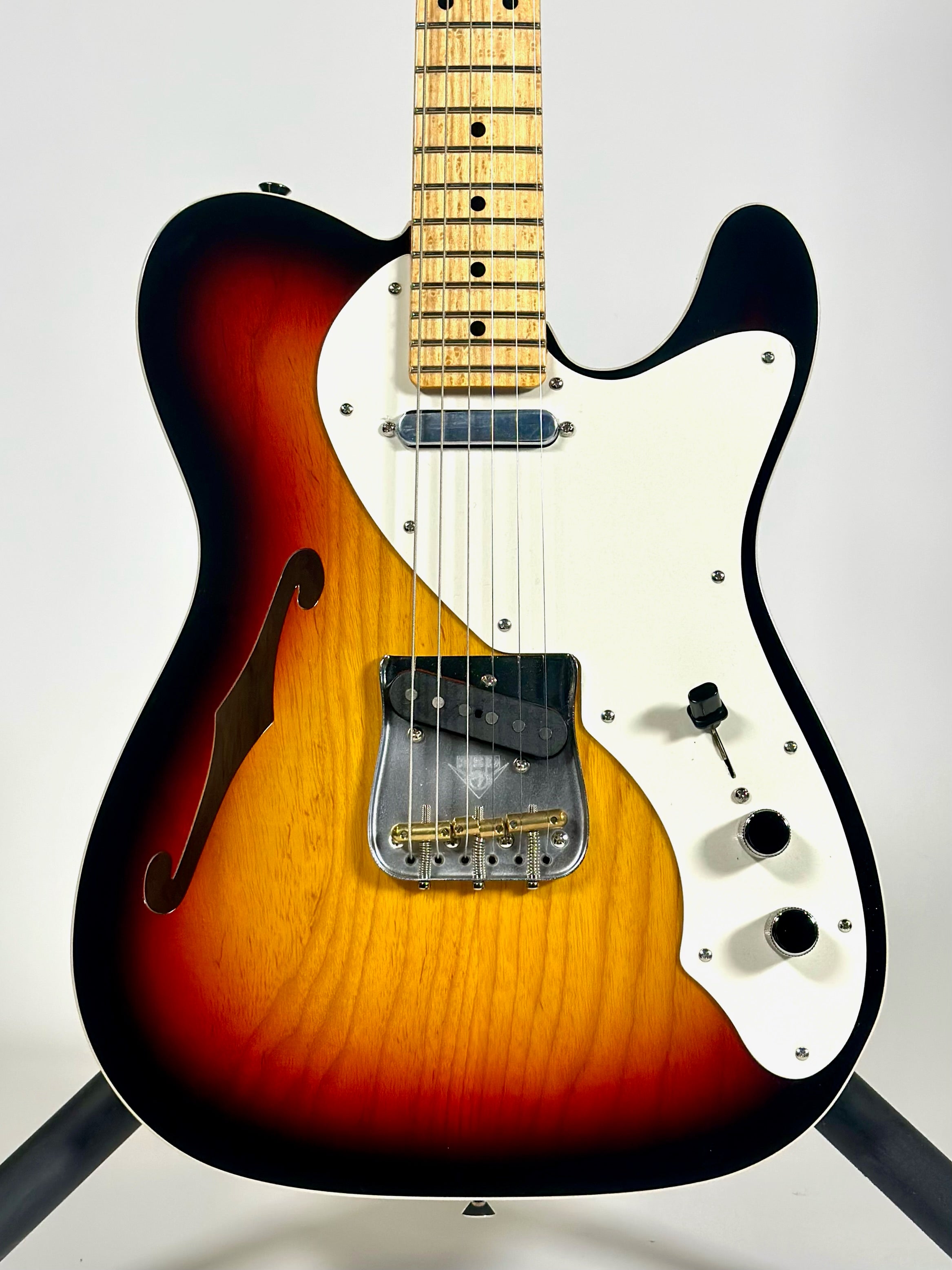 Fender Custom Shop American Telecaster Thinline NOS, Target 3 Color Sunburst