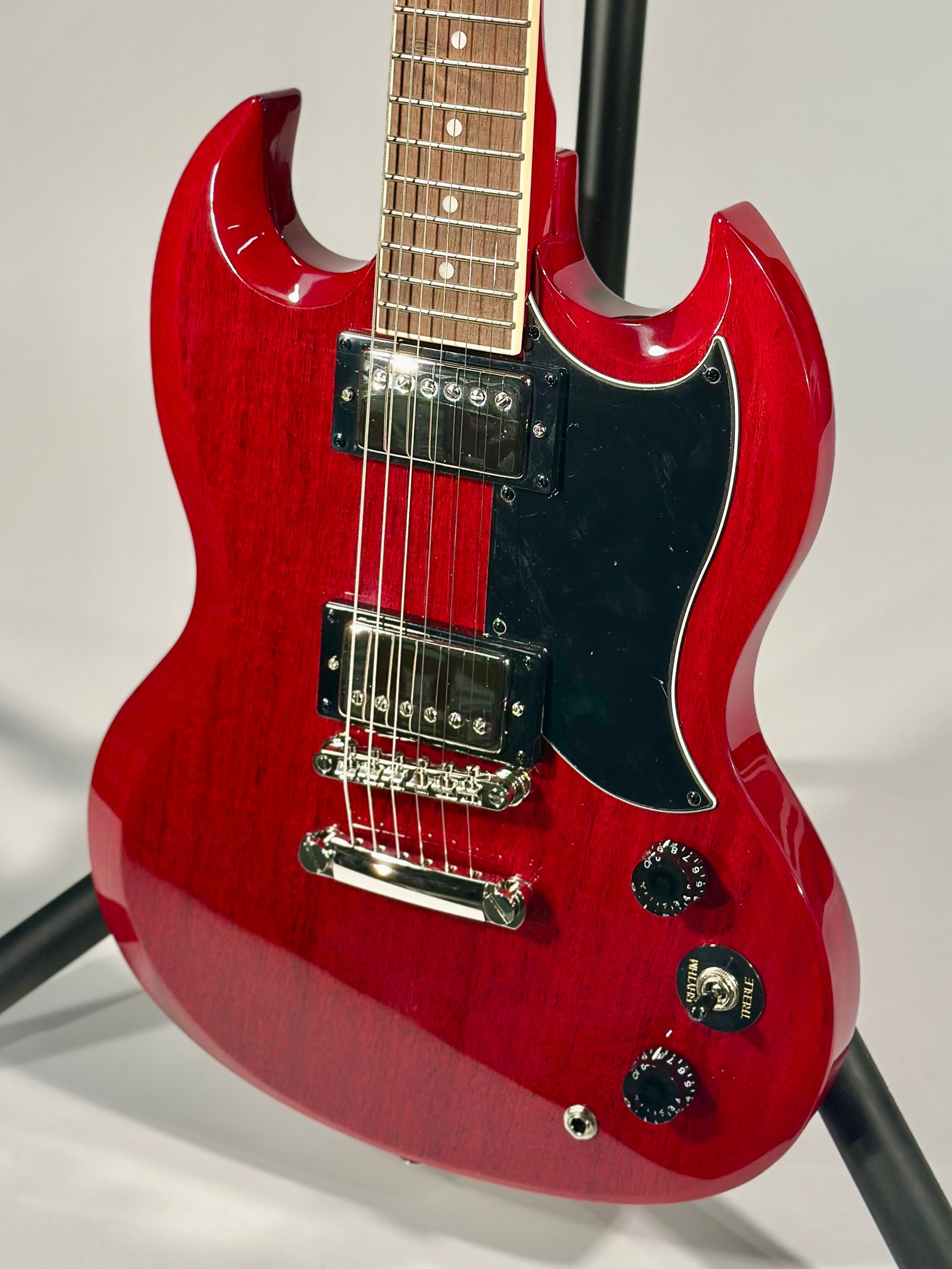 Epiphone SG Tribute, Cherry