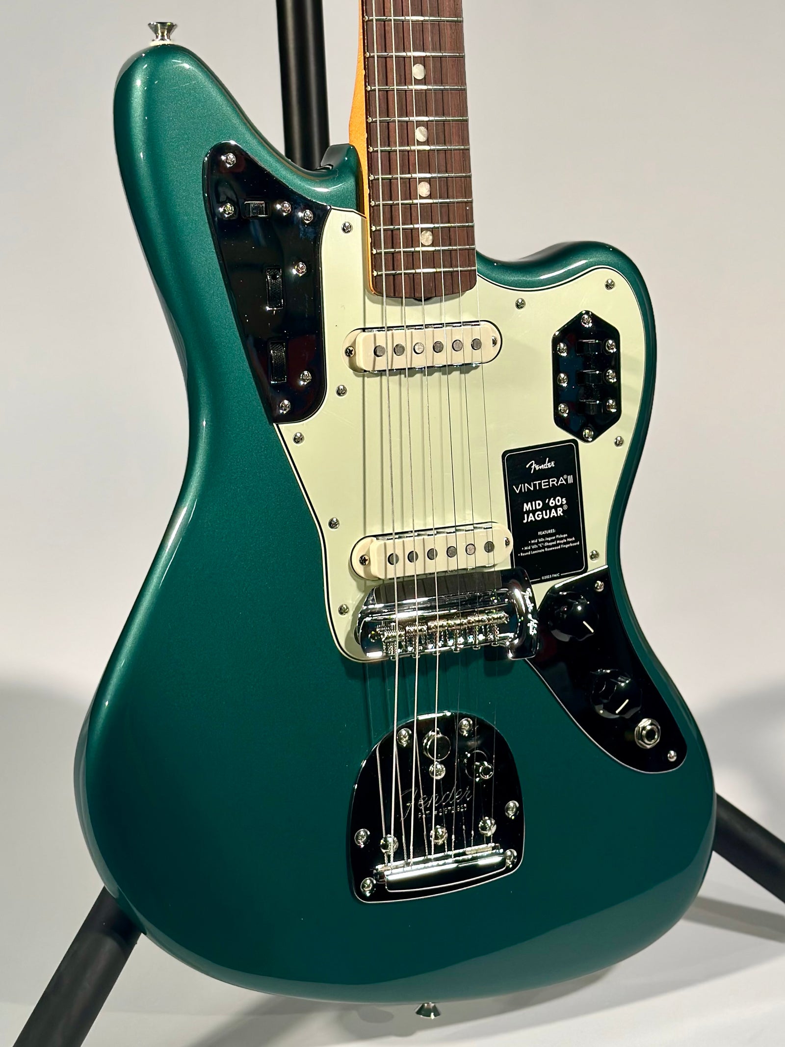 Fender Vintera III Mid '60s Jaguar, Sherwood Green Metallic