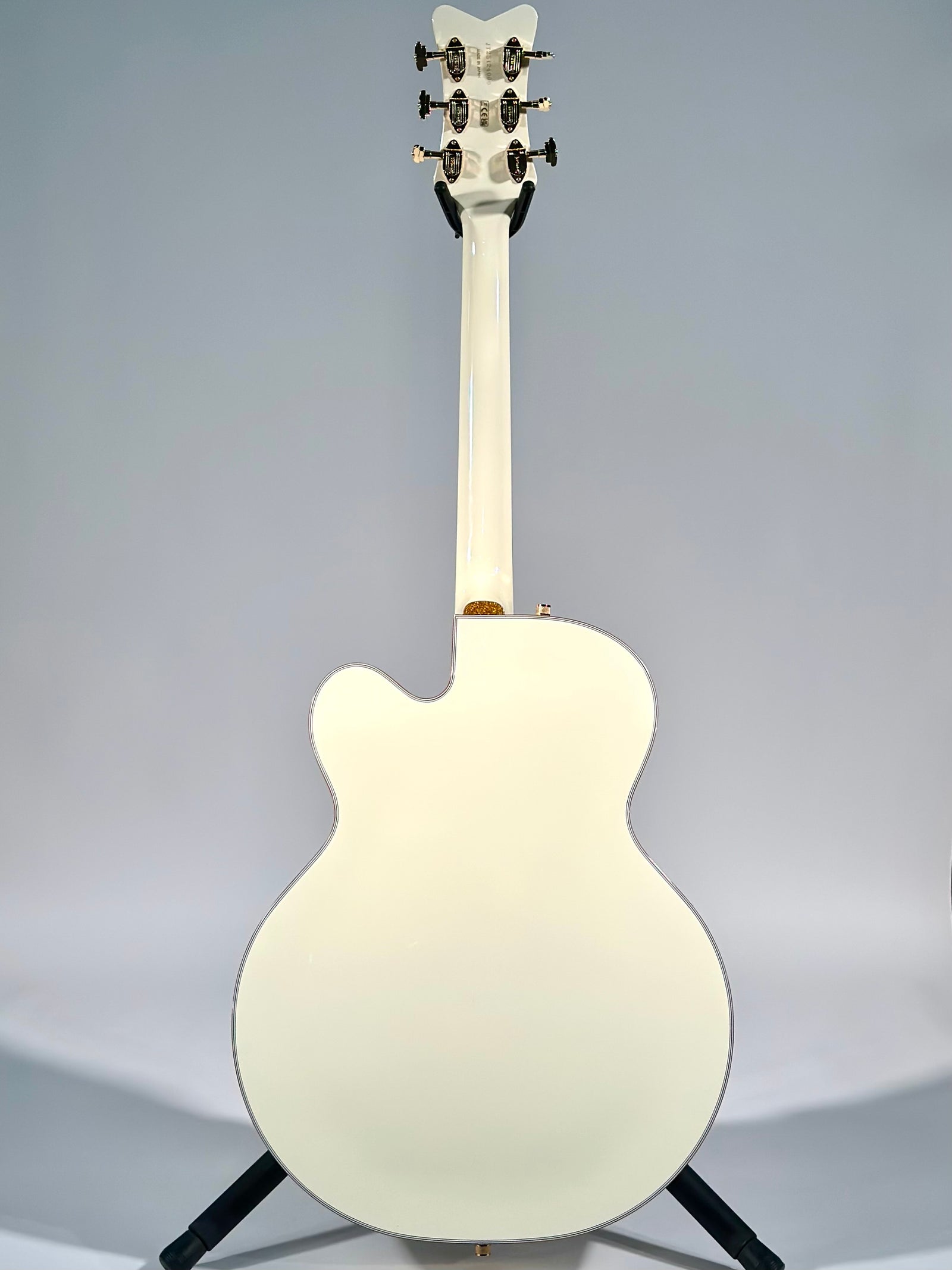 Gretsch G6136T-59GE Vintage Select Edition '59 Falcon with Bigsby, TV Jones, Vintage White Lacquer
