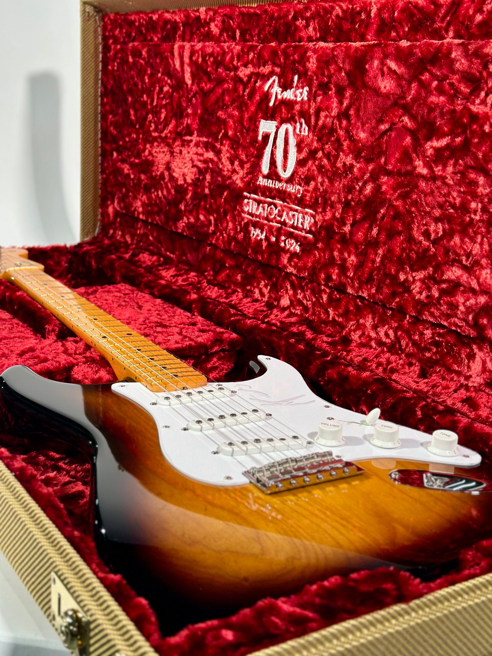 Fender 70th Anniversary American Vintage II 1954 Stratocaster, Maple Fingerboard, 2-Colour Sunburst (Consignment)