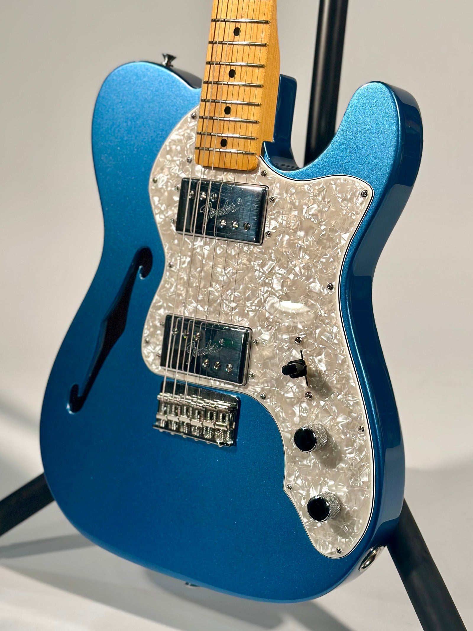 Fender American Vintage II 1972 Telecaster Thinline, Maple Fingerboard, Lake Placid Blue (Consignment)