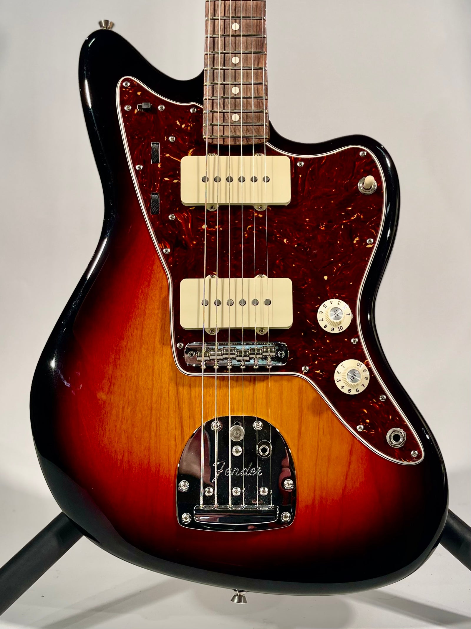 Fender American Professional II Jazzmaster, 3-Colour Sunburst (Floor Model)