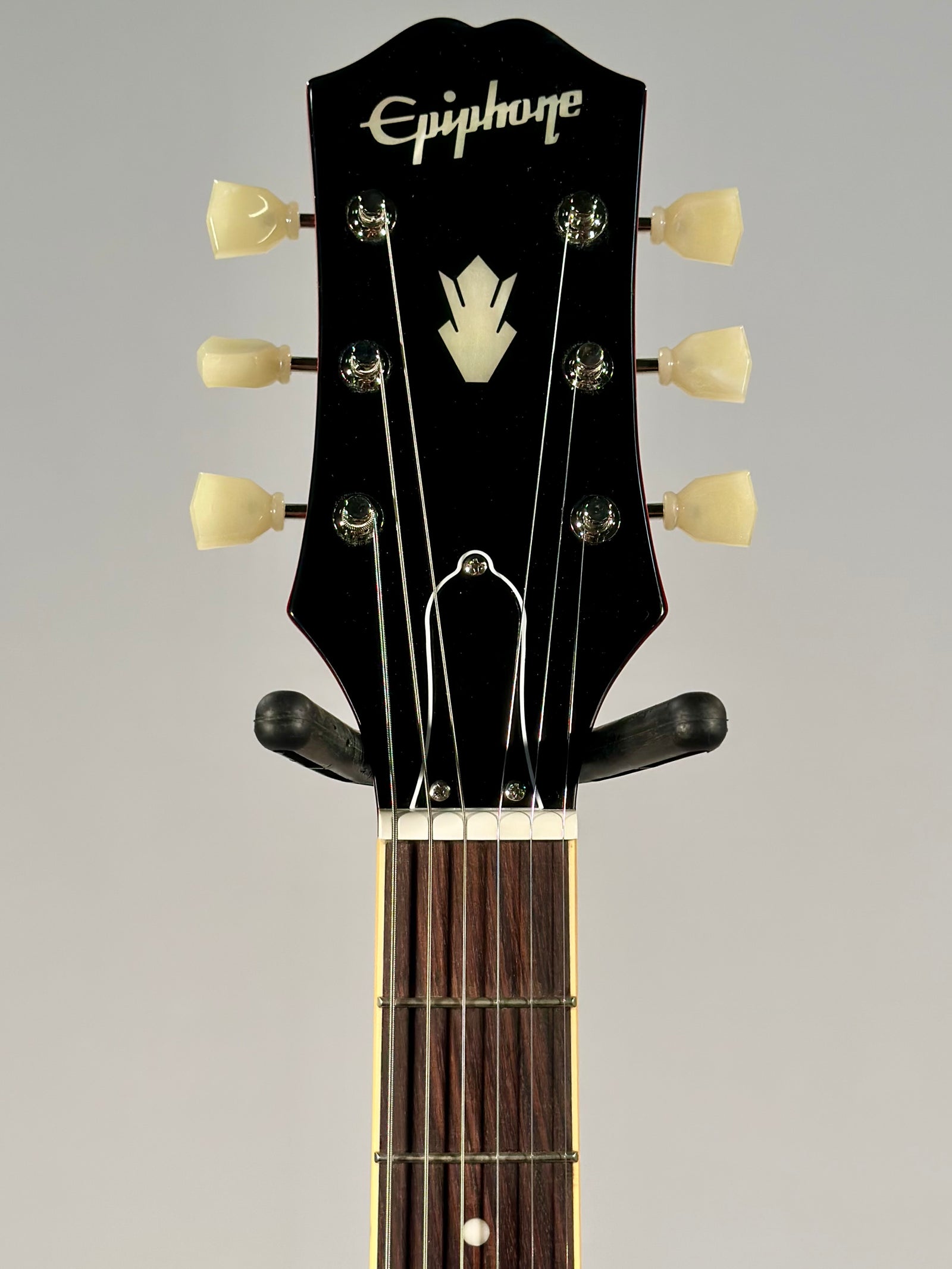 Epiphone ES-335, Cherry