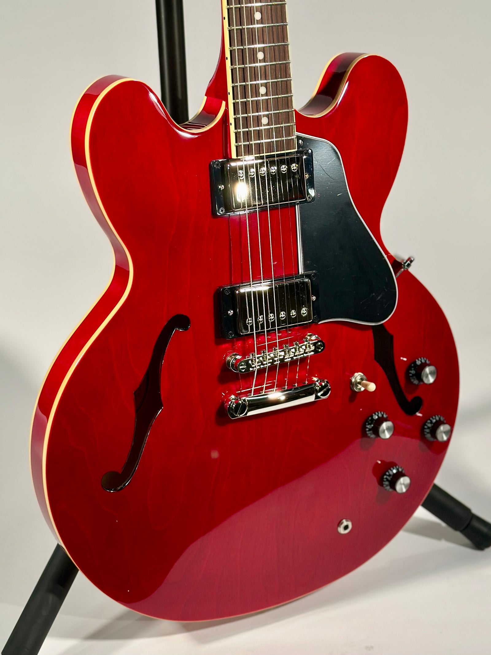 Epiphone ES-335, Cherry