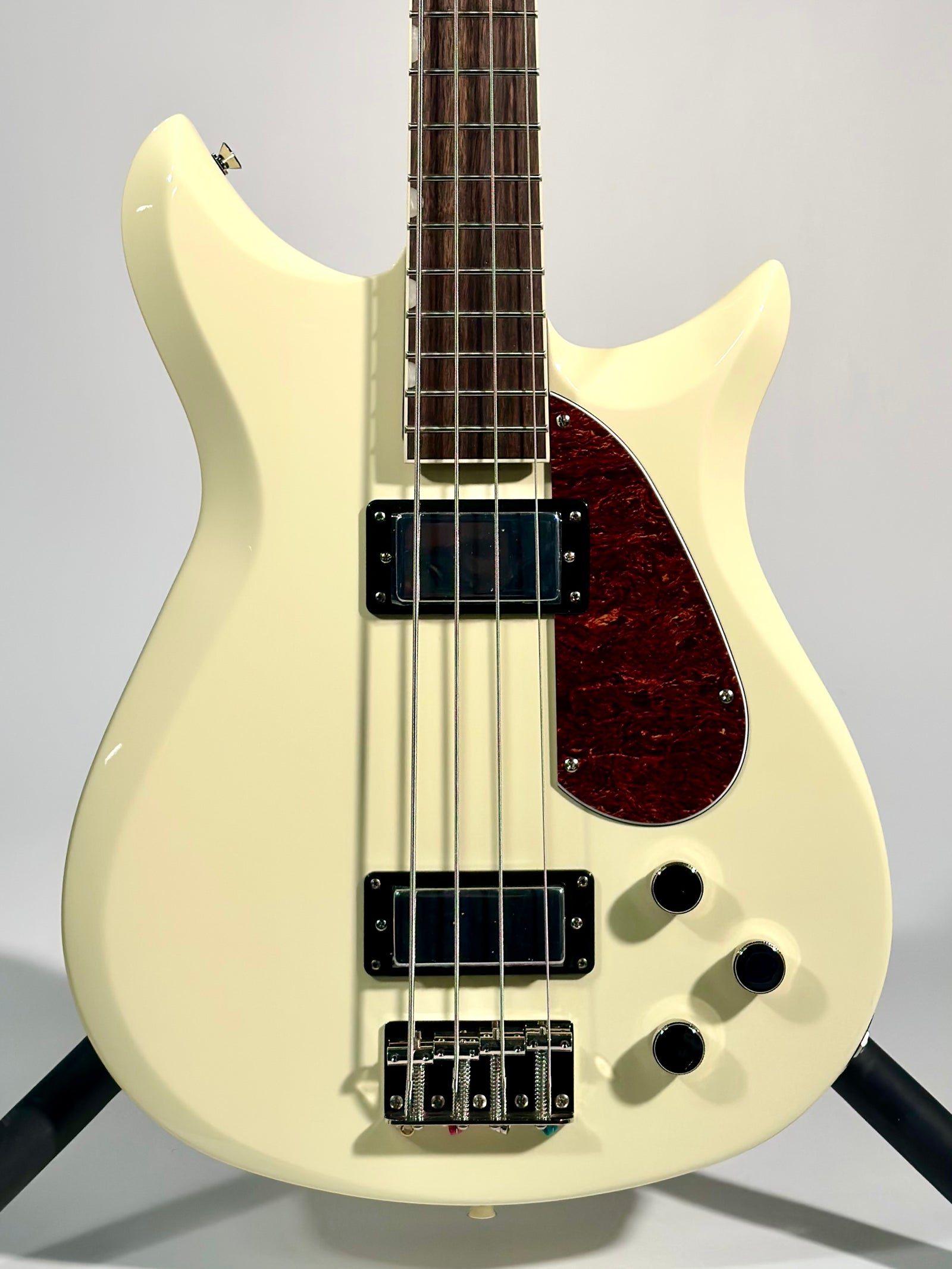 Gretsch Electromatic CVT Bass Double-Cut, Vintage White