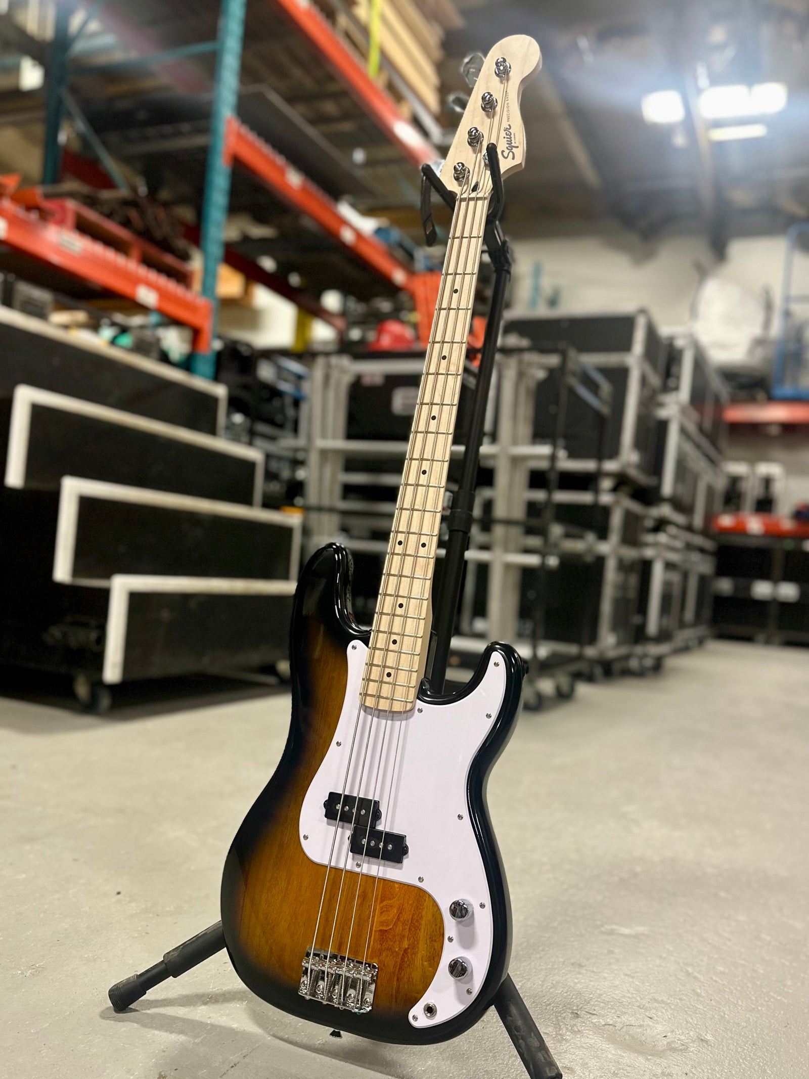 Squier Sonic Precision Bass Maple Fingerboard, 2-Color Sunburst