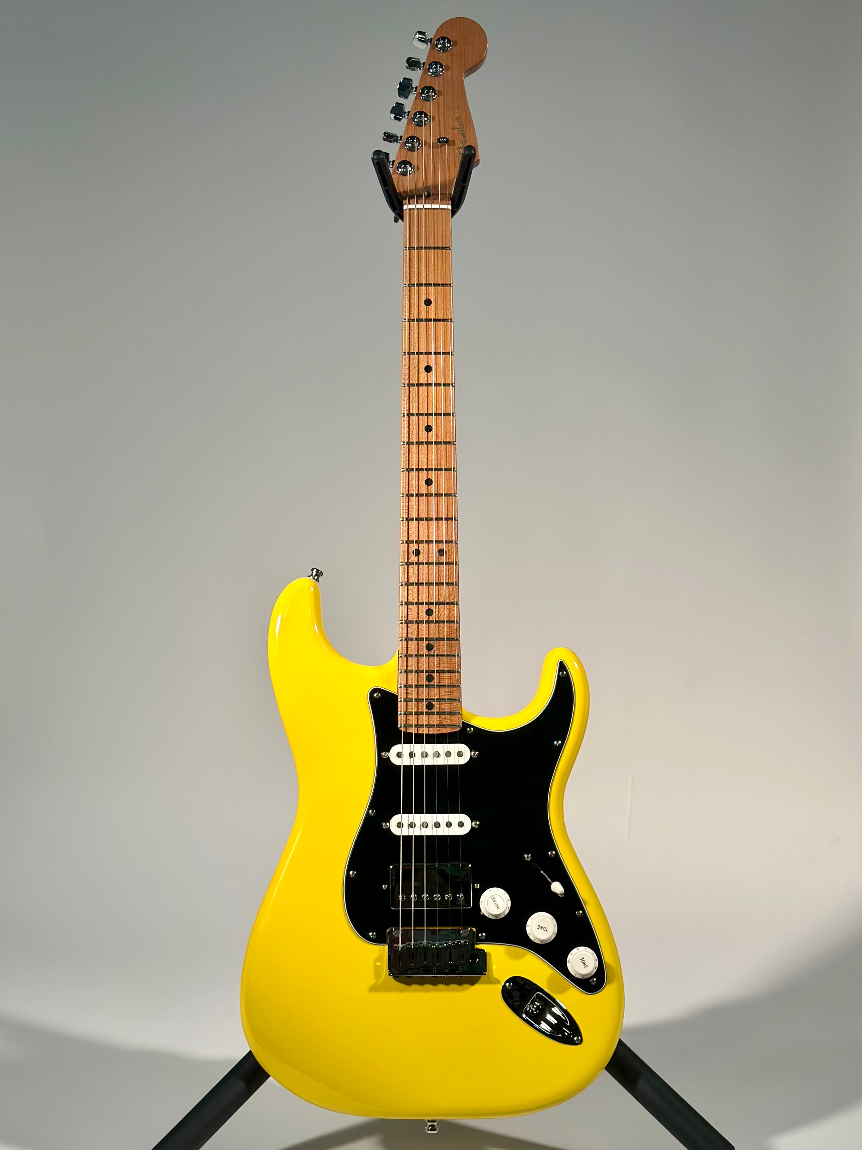 Fender Limited Edition HSS American Ultra II Stratocaster, Graffiti Yellow