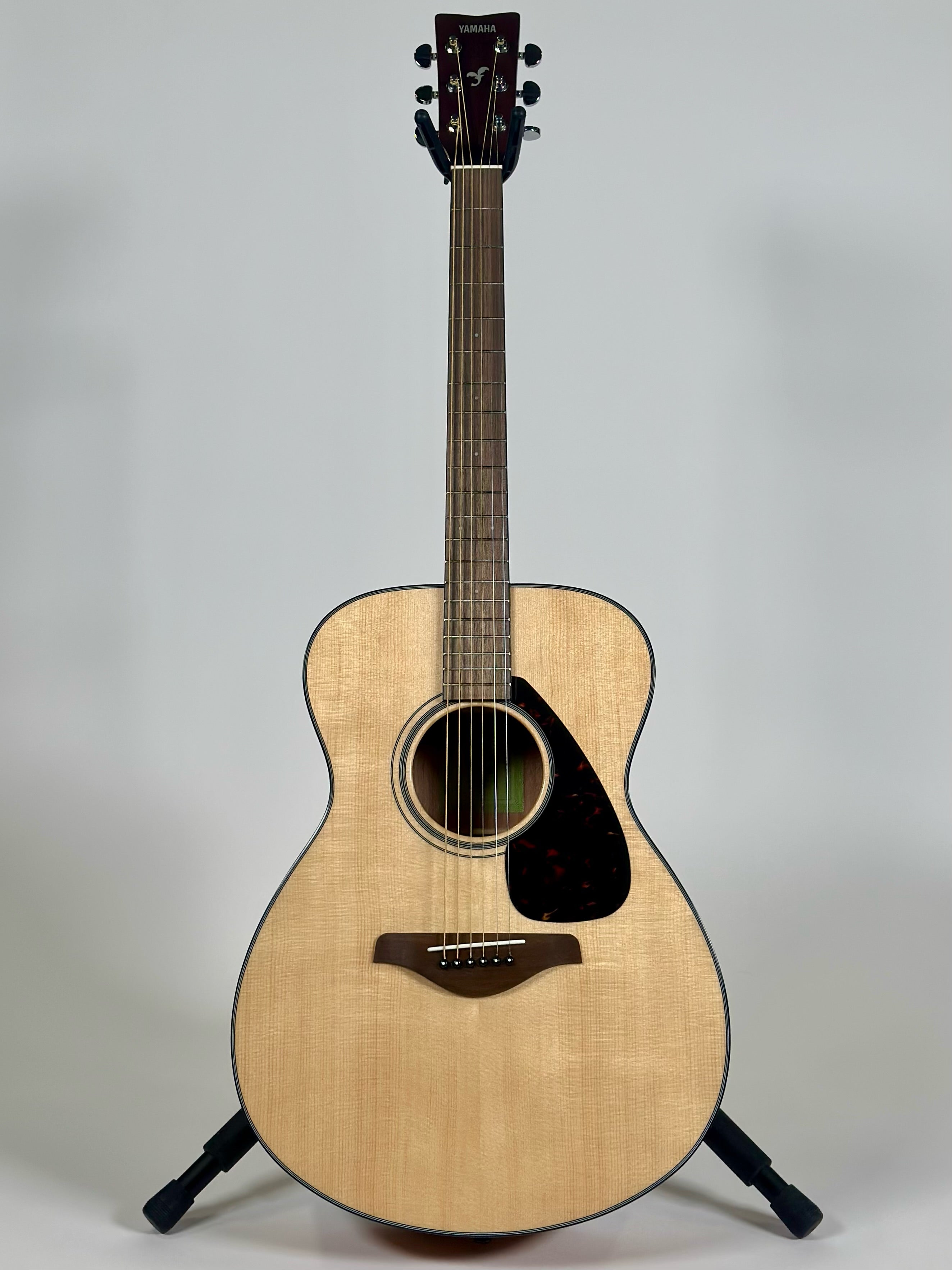 Yamaha FS800, Natural