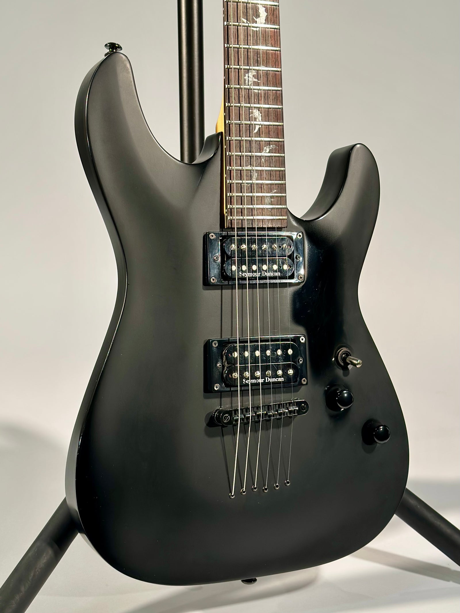 Schecter Damien-6, Satin Black (Trade In)