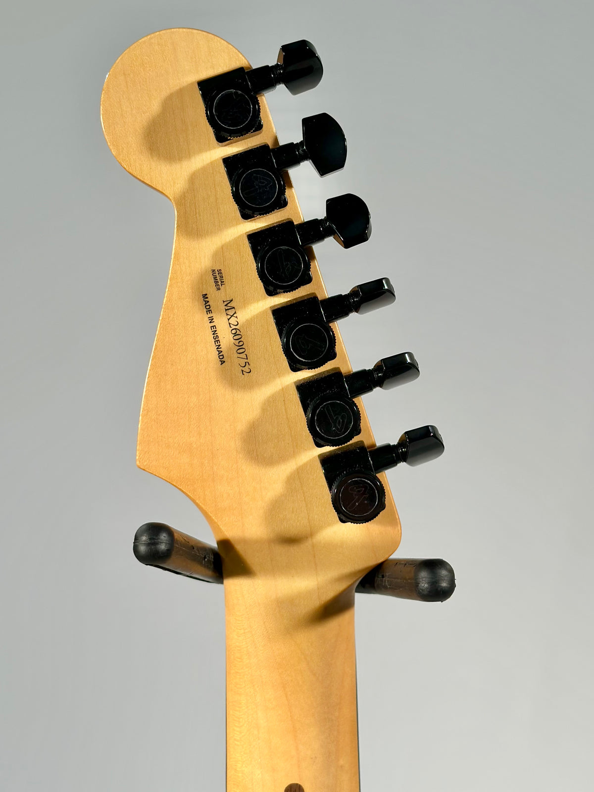Fender Limited Edition Player Fusion Stratocaster HSS, Olympic Pearl