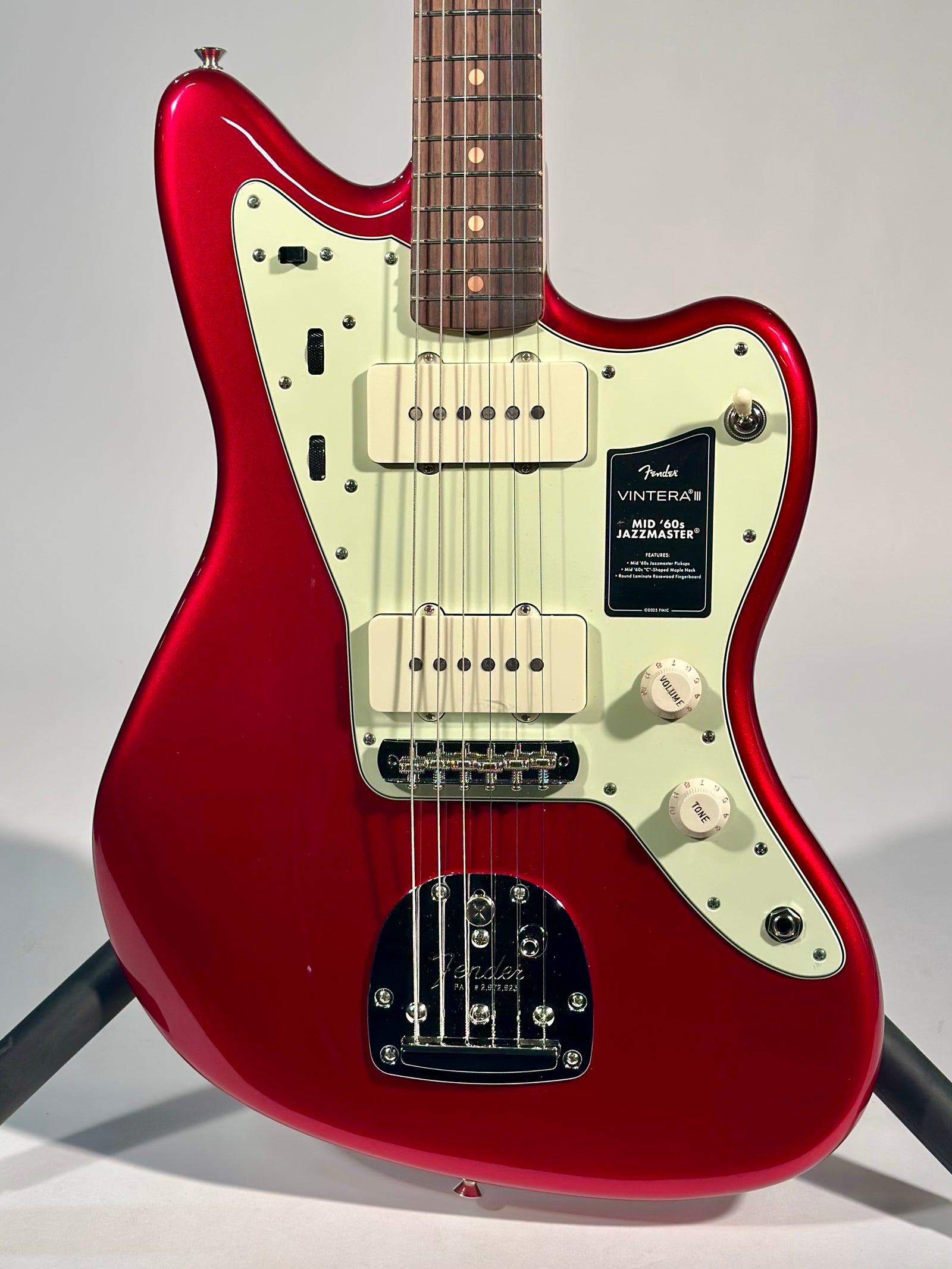 Fender Vintera III Mid '60s Jazzmaster, Candy Apple Red