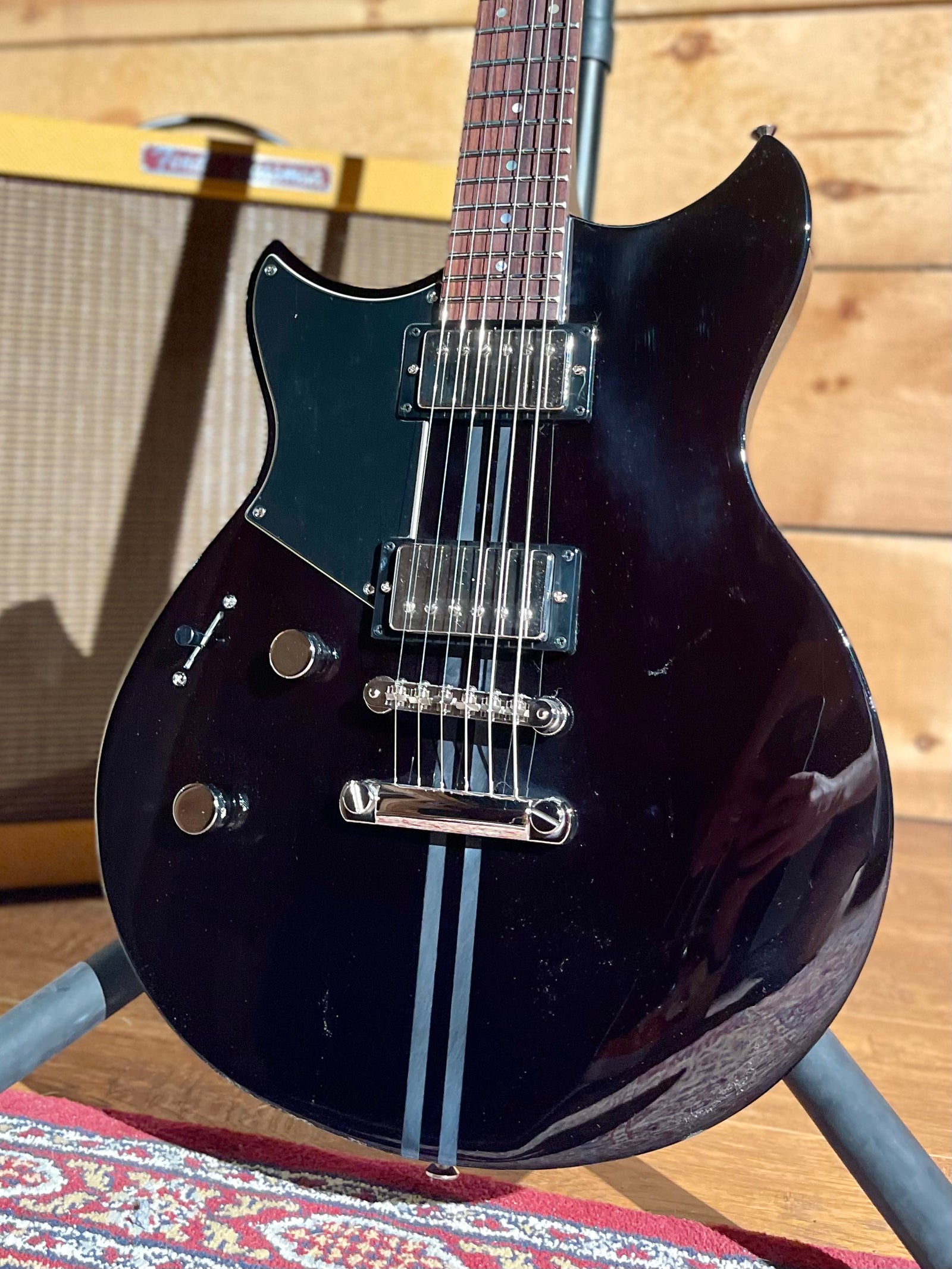 Yamaha RSE20 Revstar II Element Series, Left Handed, Black