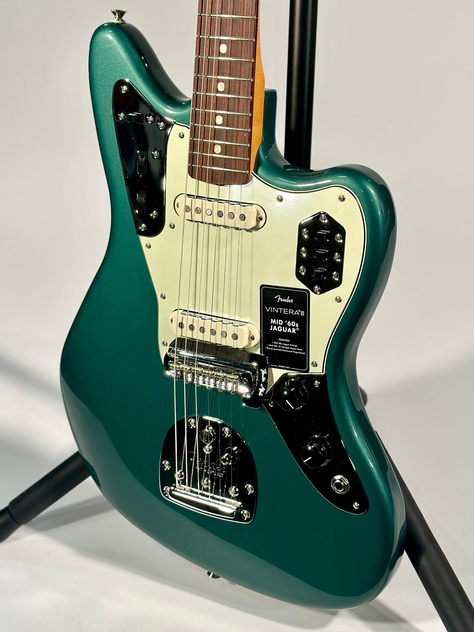 Fender Vintera III Mid '60s Jaguar, Sherwood Green Metallic
