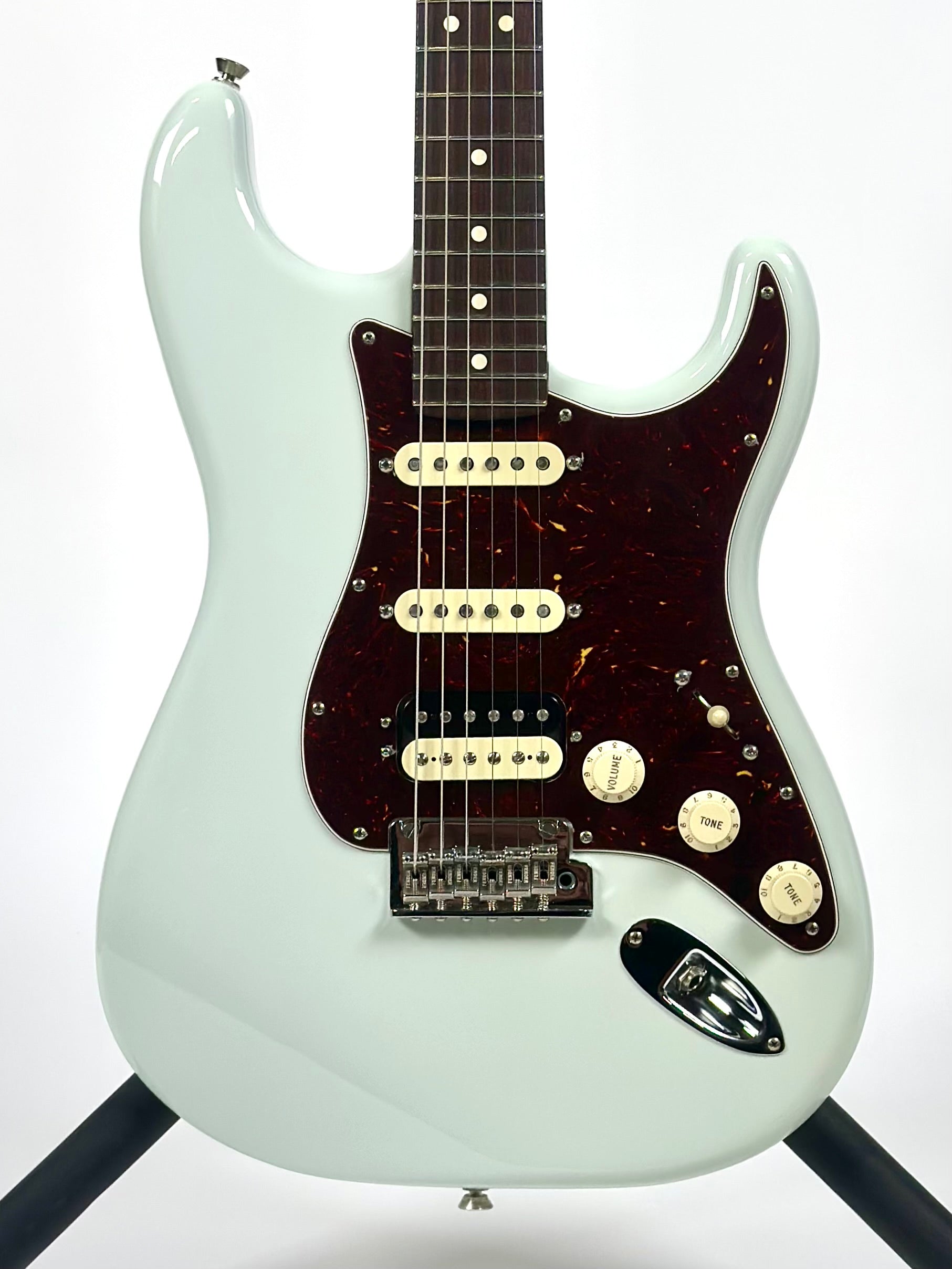 Fender American Professional II Stratocaster HSS LTD, Rosewood Neck, Sonic Blue (Trade In)
