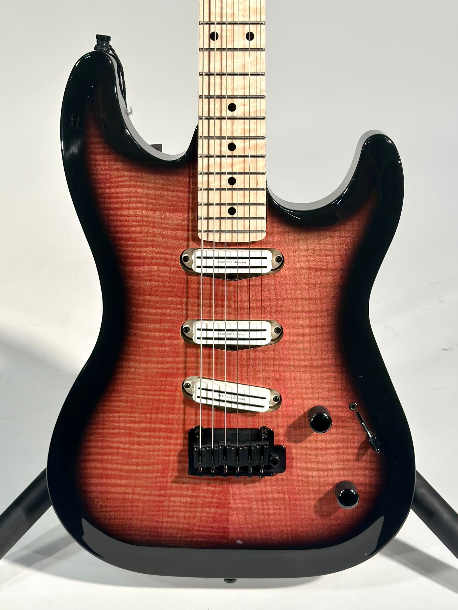 Godin Artisan ST-III, Midnight Pink
