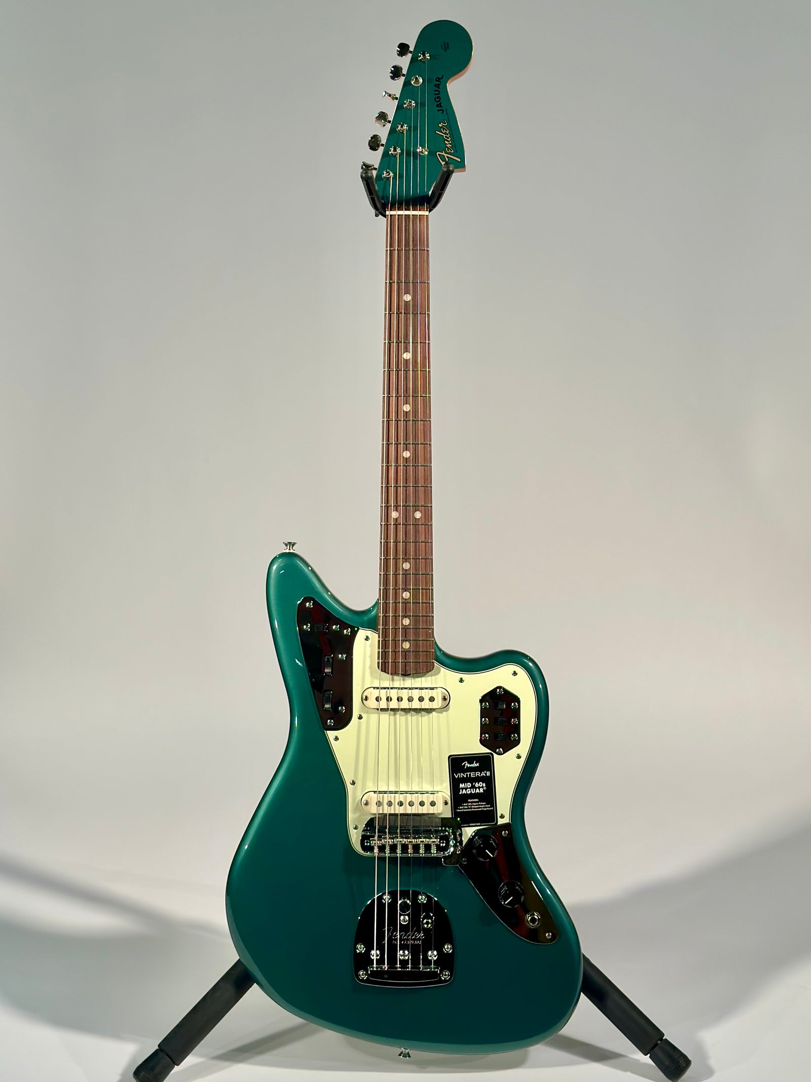 Fender Vintera III Mid '60s Jaguar, Sherwood Green Metallic