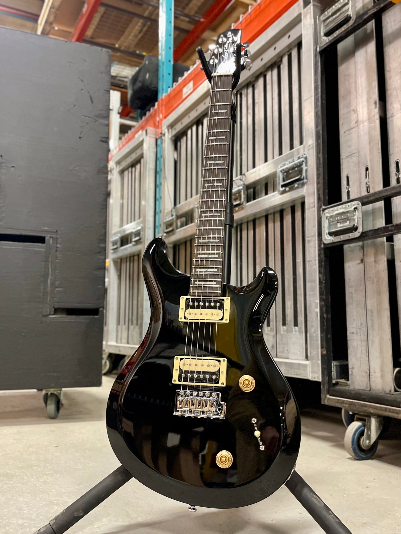 Sire Larry Carlton Q3, Black