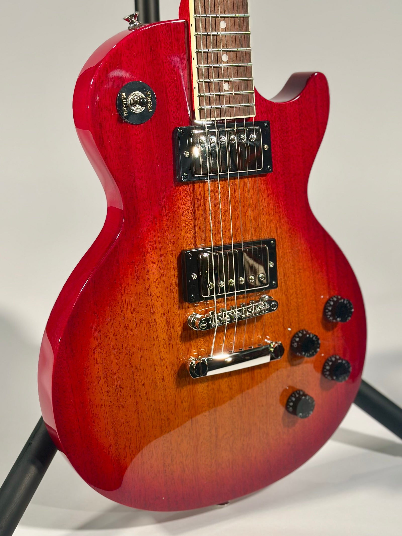 Epiphone Les Paul Tribute, Heritage Cherry Sunburst