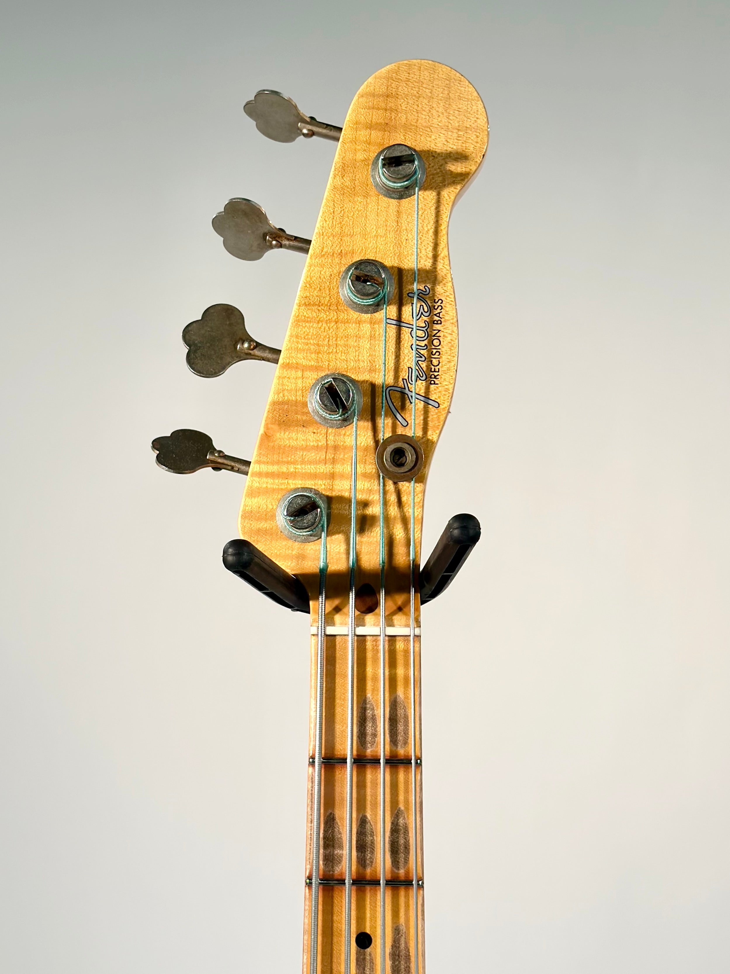 Fender Custom Shop 1951 Precision Bass Journeyman Relic, Dirty White Blonde