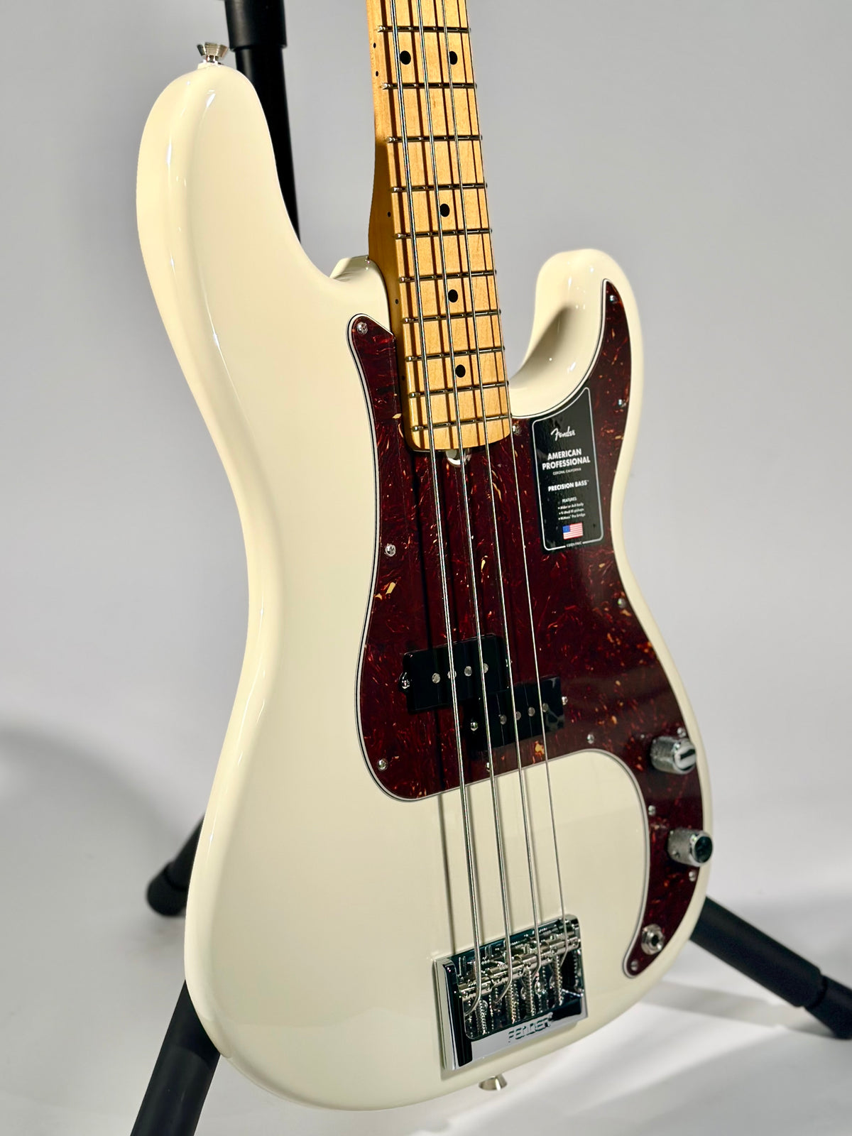 Fender American Professional Precision Bass, Olympic White