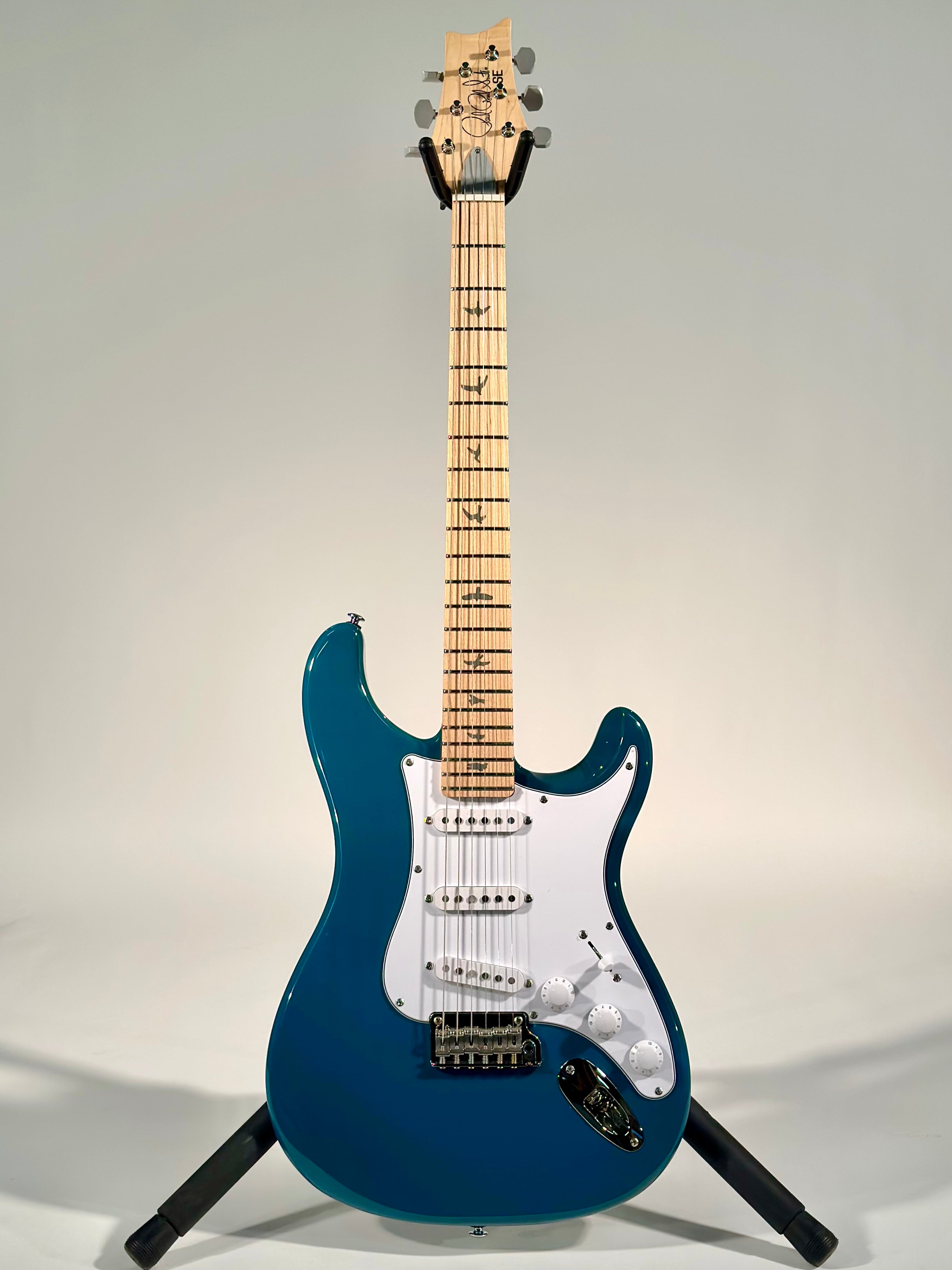 PRS SE Silver Sky, Nylon Blue