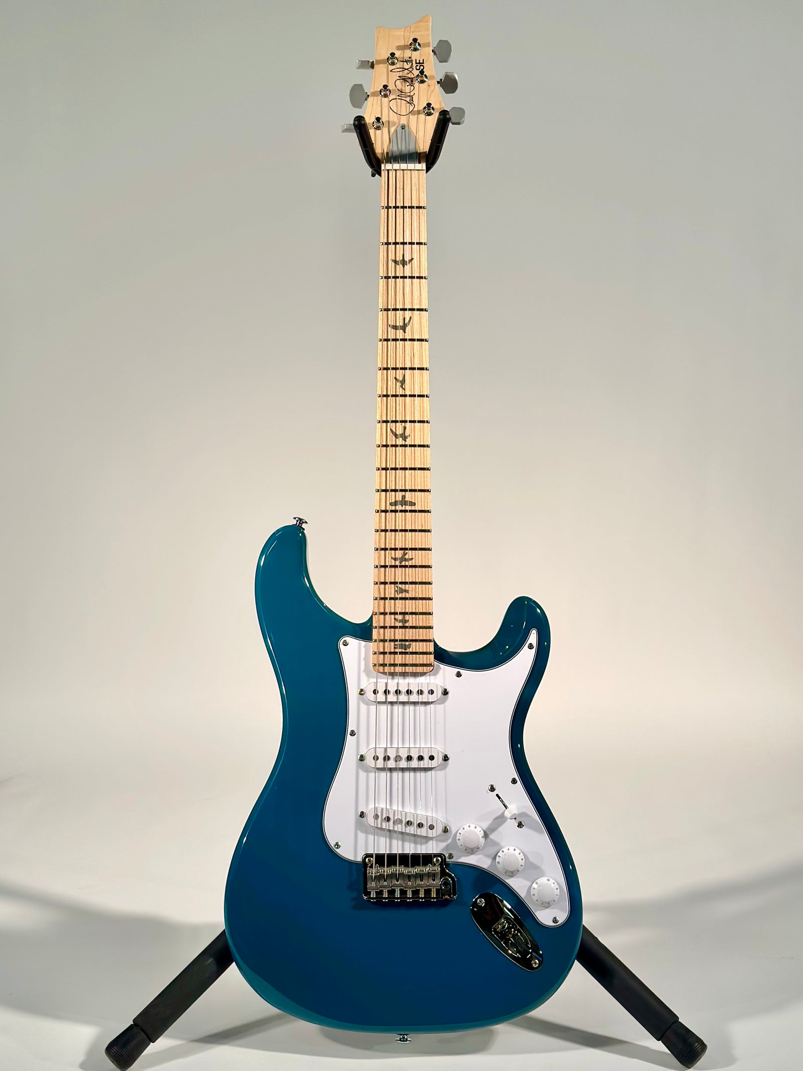 PRS SE Silver Sky, Nylon Blue