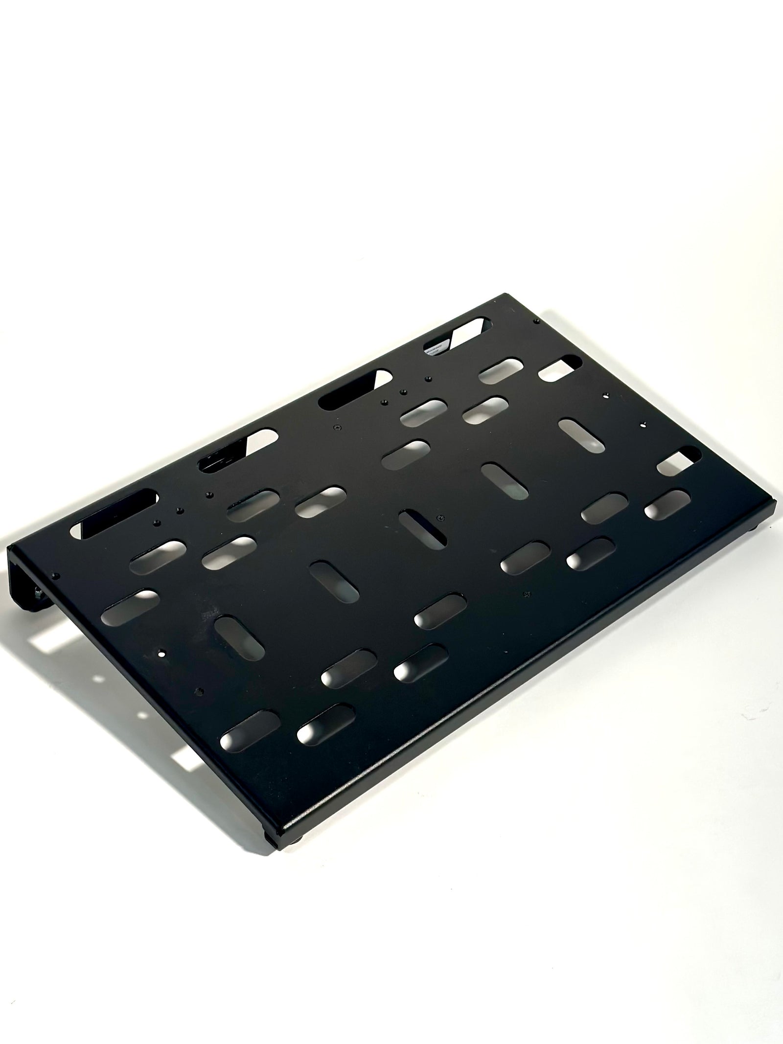 Voodoo Lab Dingbat Pedalboard, Medium (Trade In)