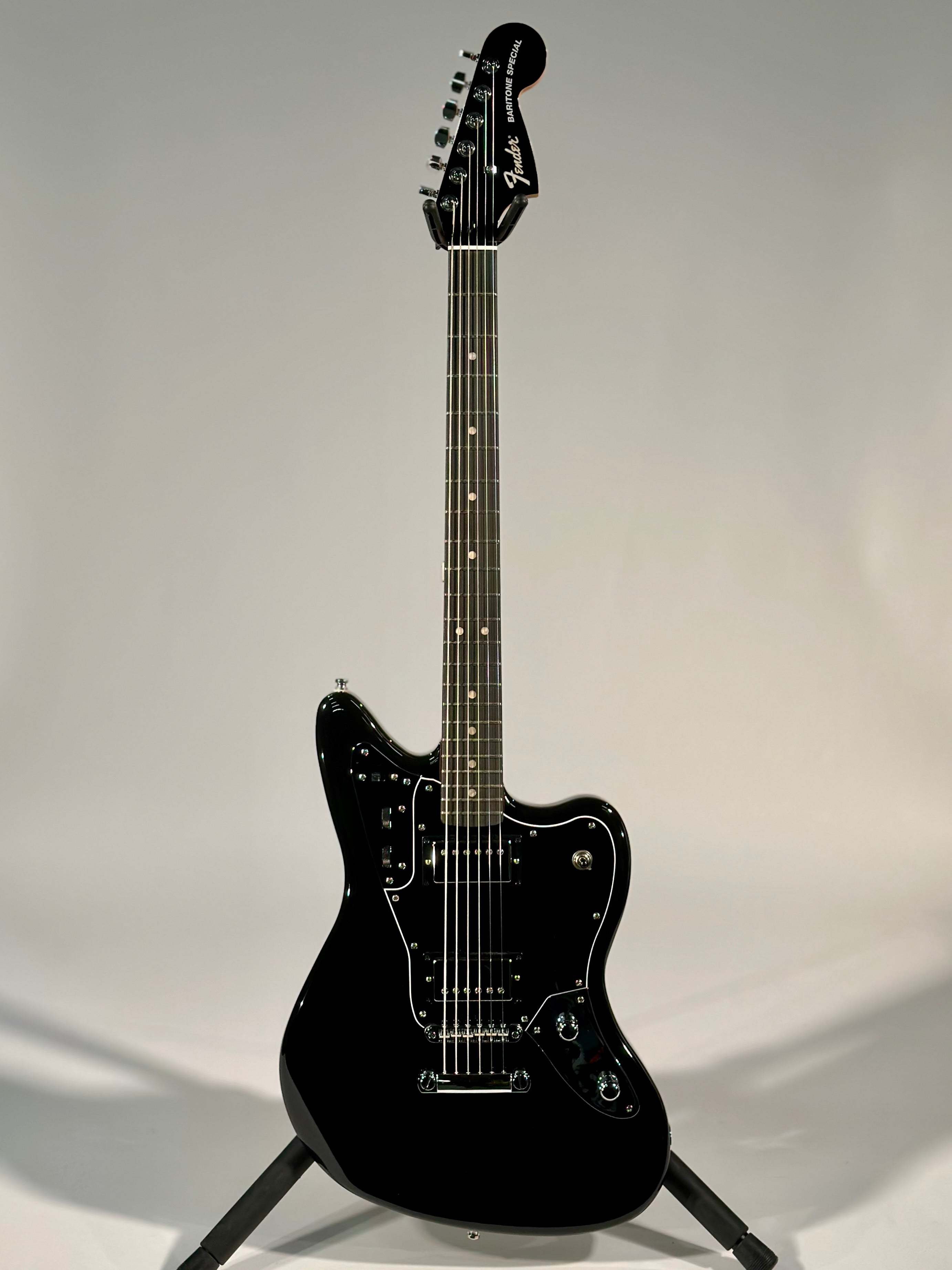 Fender Limited Edition Player Fusion Jaguar Baritone, Black