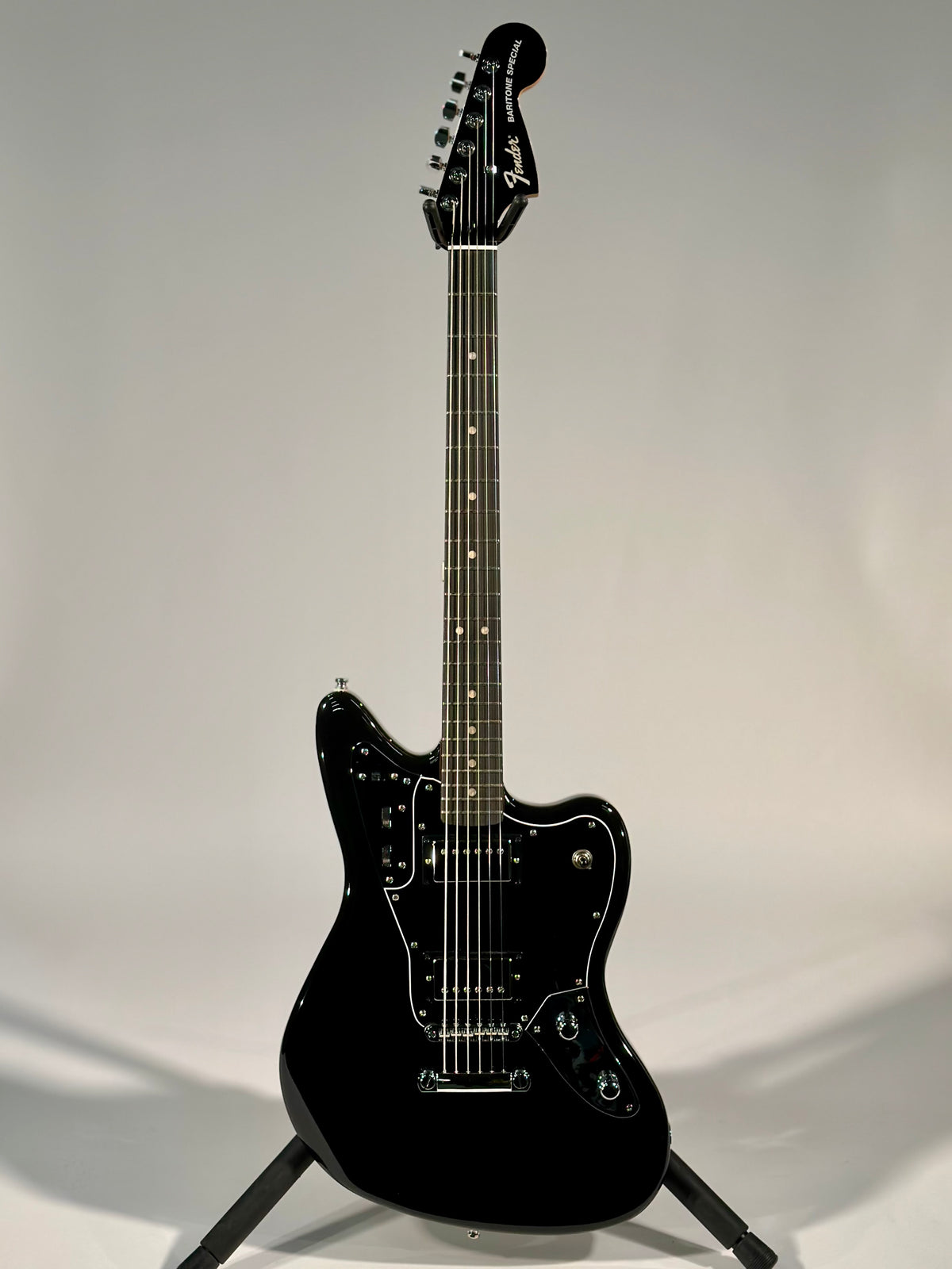 Fender Limited Edition Player Fusion Jaguar Baritone, Black