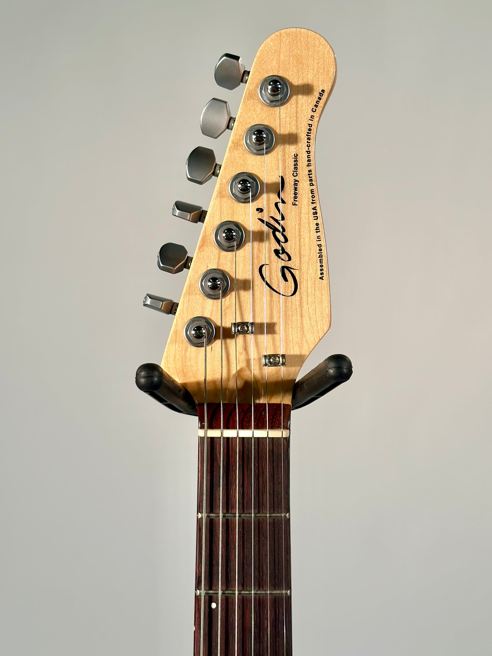 Godin Freeway Classic, Transparent Blue Flame (Trade In)
