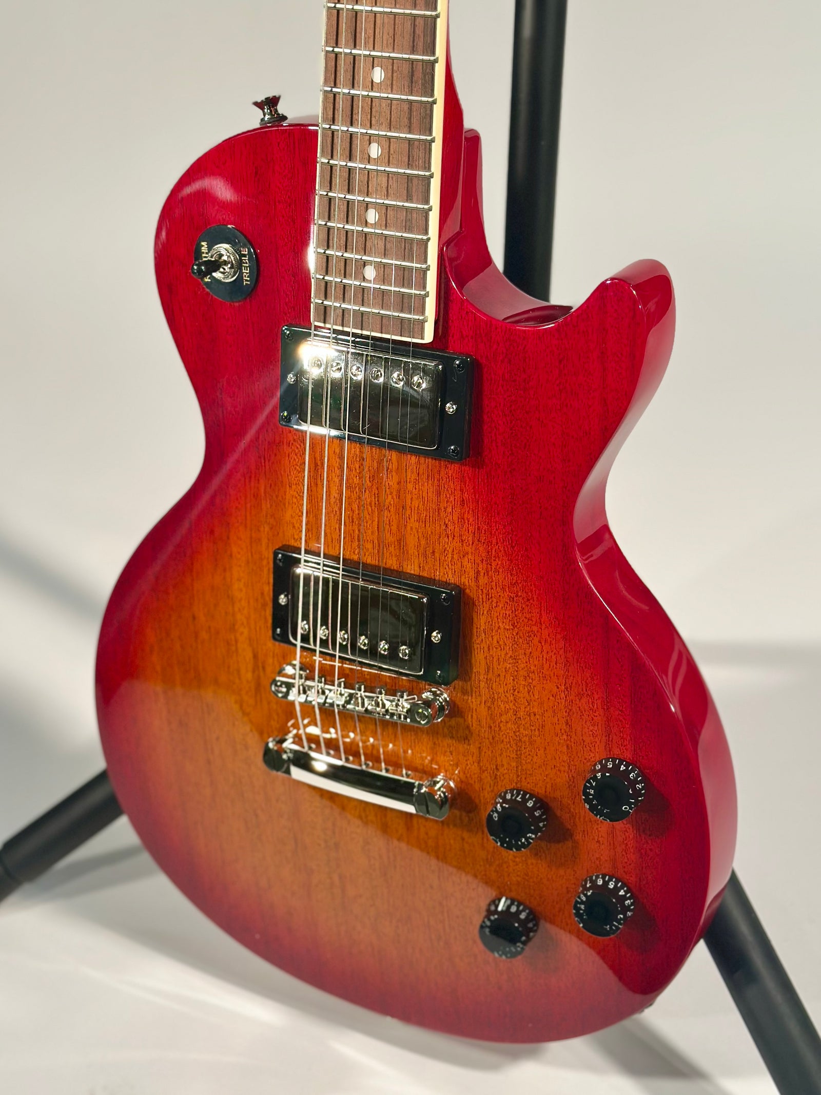 Epiphone Les Paul Tribute, Heritage Cherry Sunburst