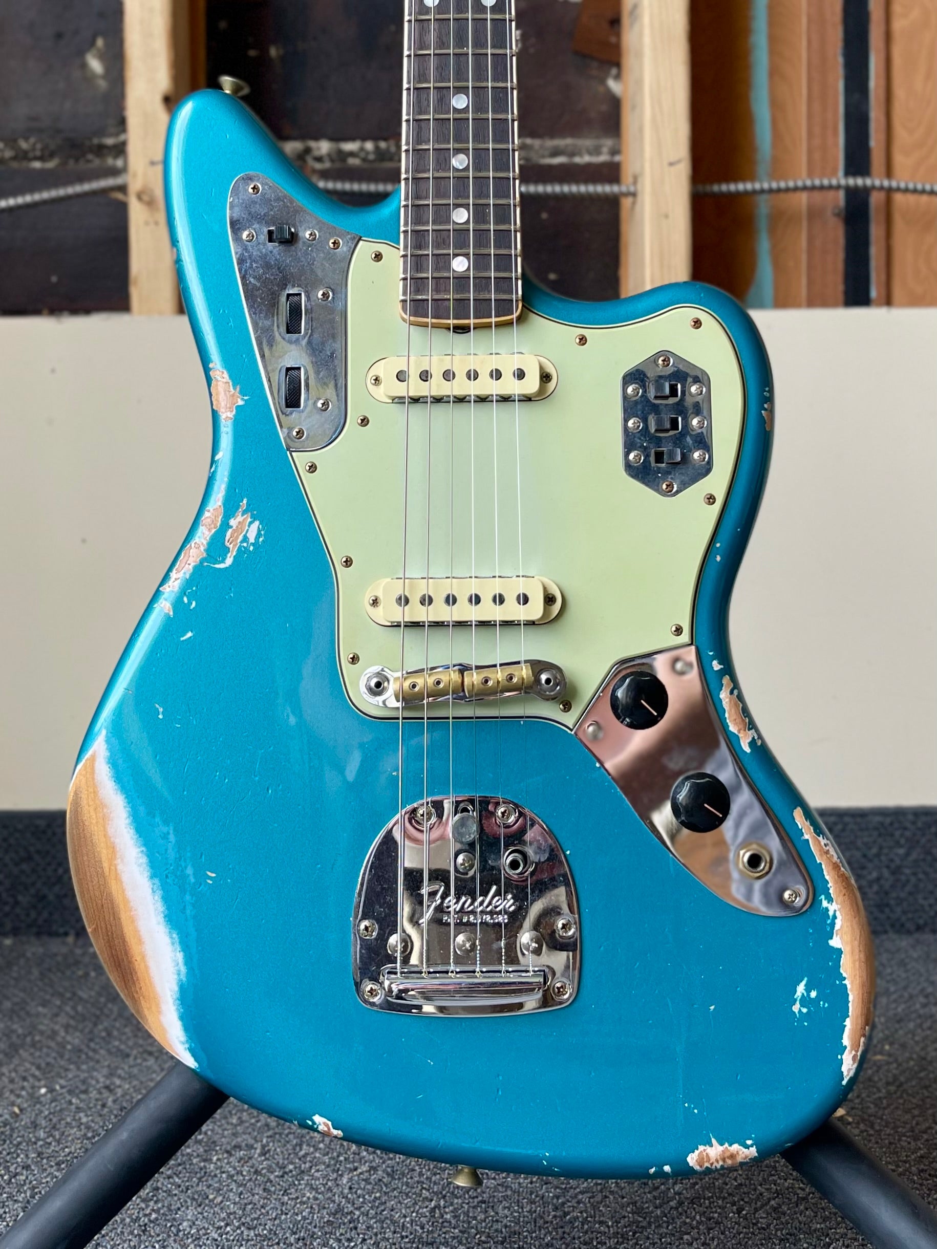 Fender Custom Shop 1965 Jaguar Heavy Relic, Rosewood Fingerboard, Faded Ocean Turquoise
