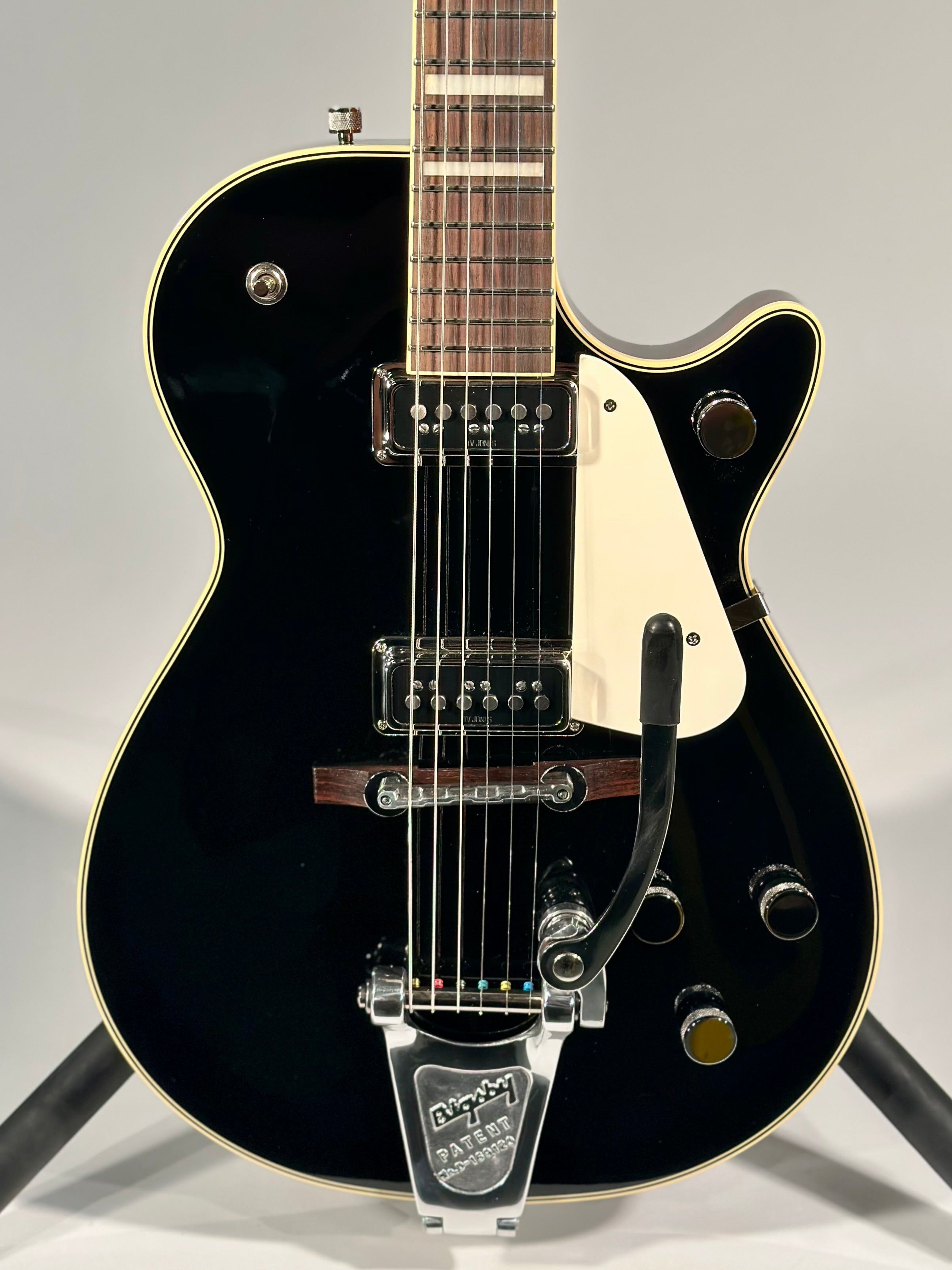 Gretsch G6128T-53 Vintage Select 1953 Duo Jet with Bigsby, Black