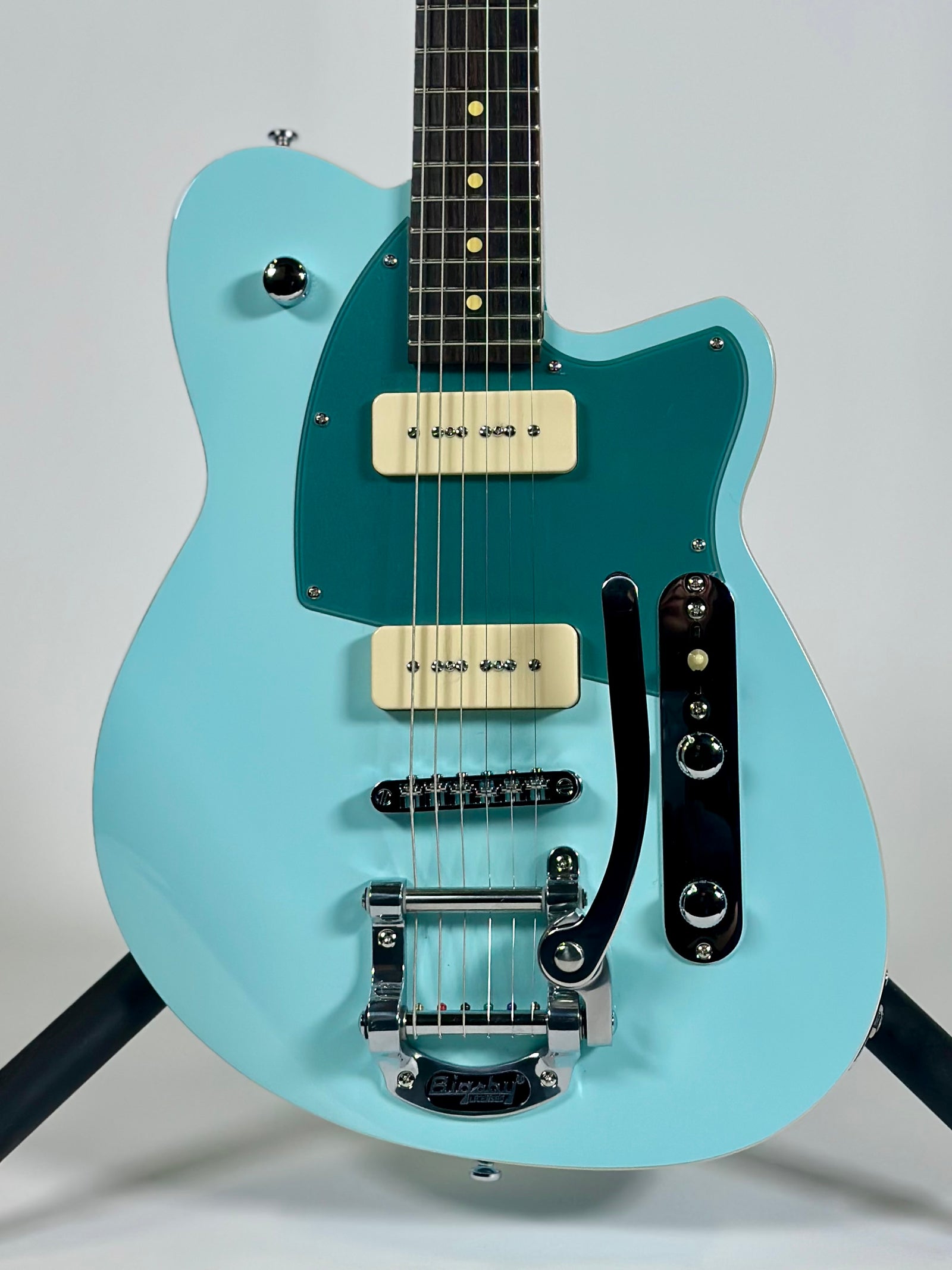 Reverend Charger 290 Bigsby, Chronic Blue