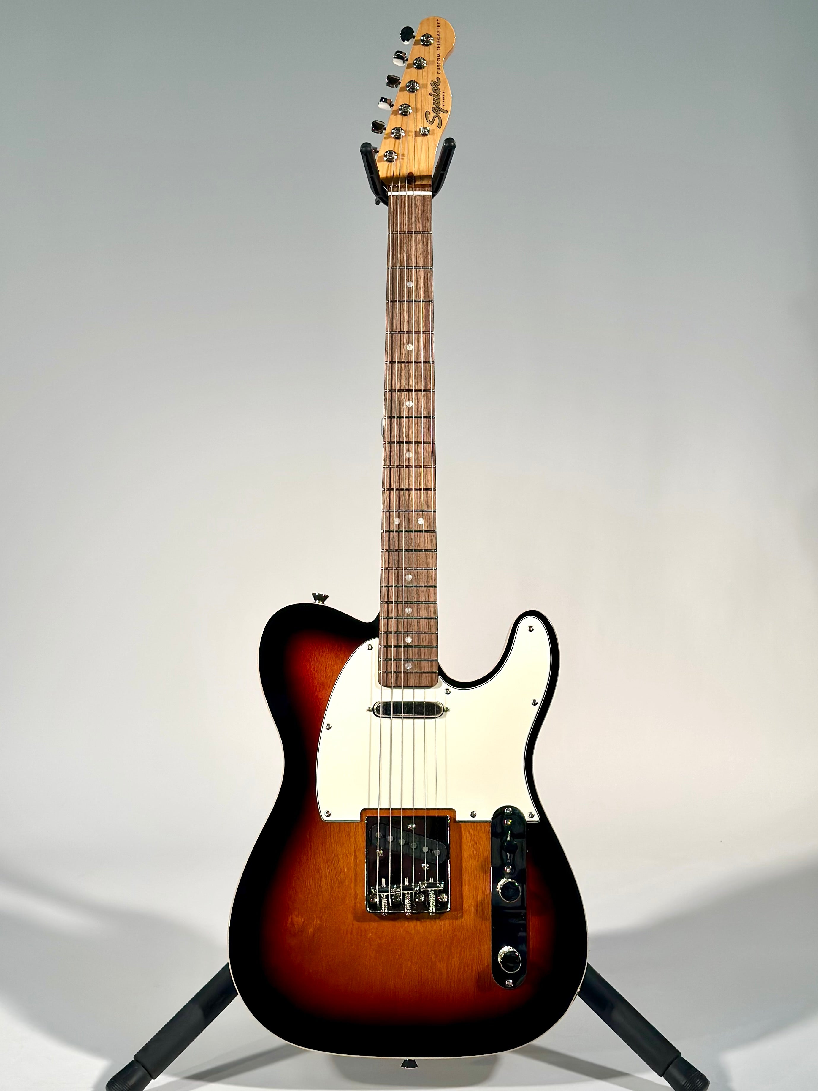 Squier Classic Vibe '60s Custom Telecaster, 3-Tone Sunburst