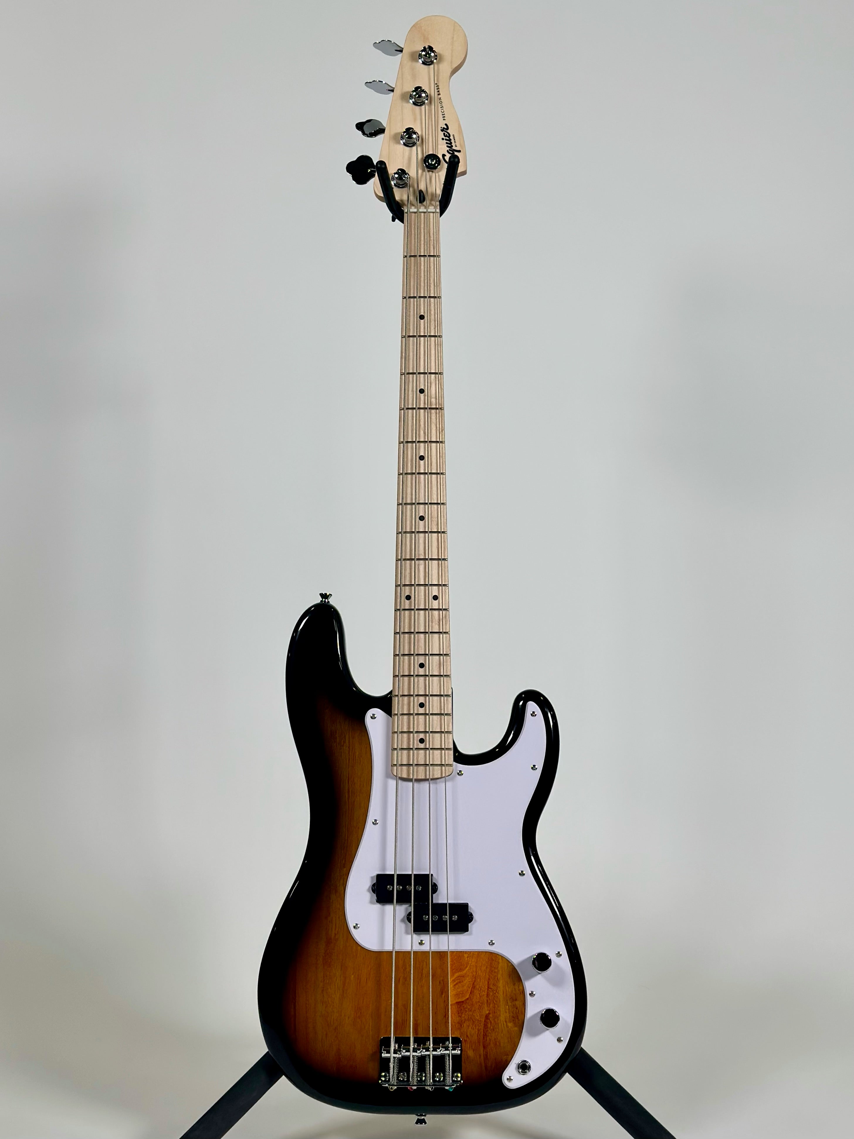 Squier Sonic Precision Bass Maple Fingerboard, 2-Color Sunburst