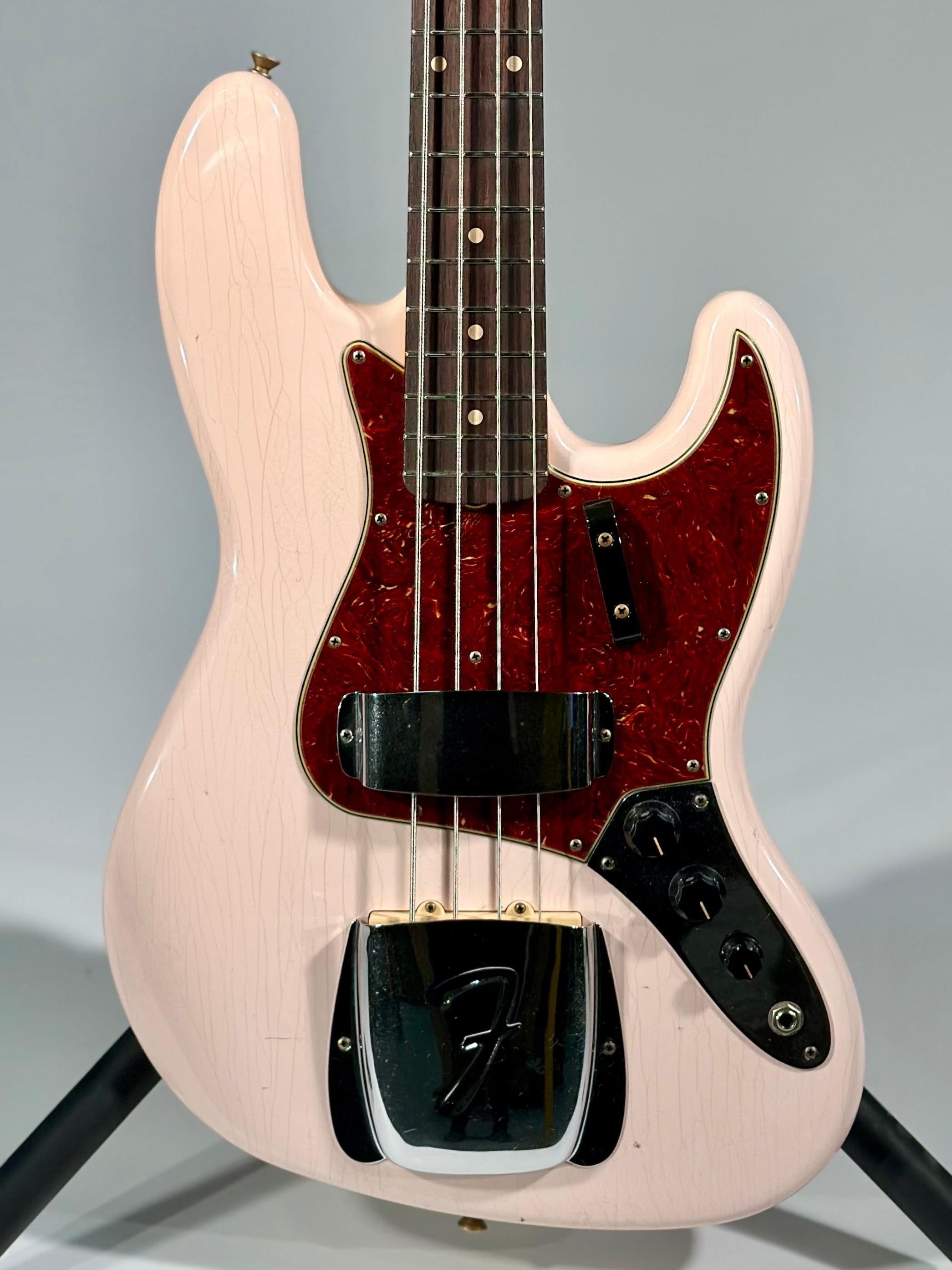 Fender Custom Shop 1964 Jazz Bass Journeyman Relic, Flash Pink/Olympic White