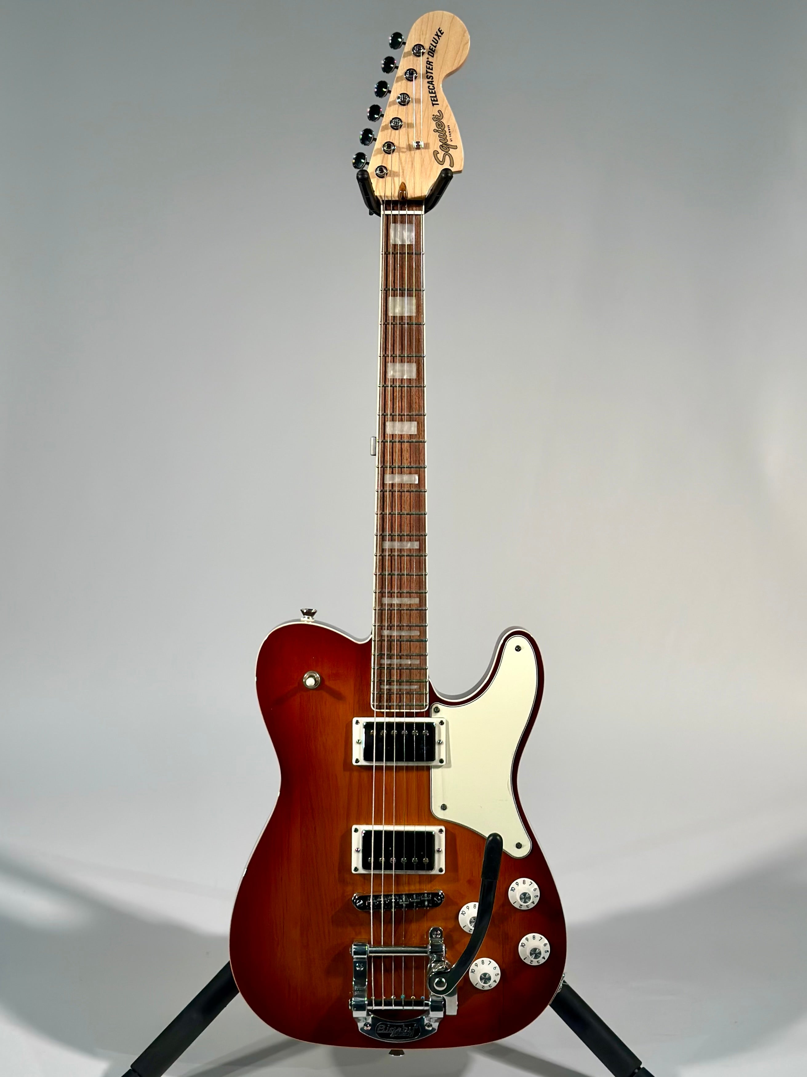 Squier Paranormal Troublemaker Telecaster with Deluxe Bigsby, Honey Sunburst