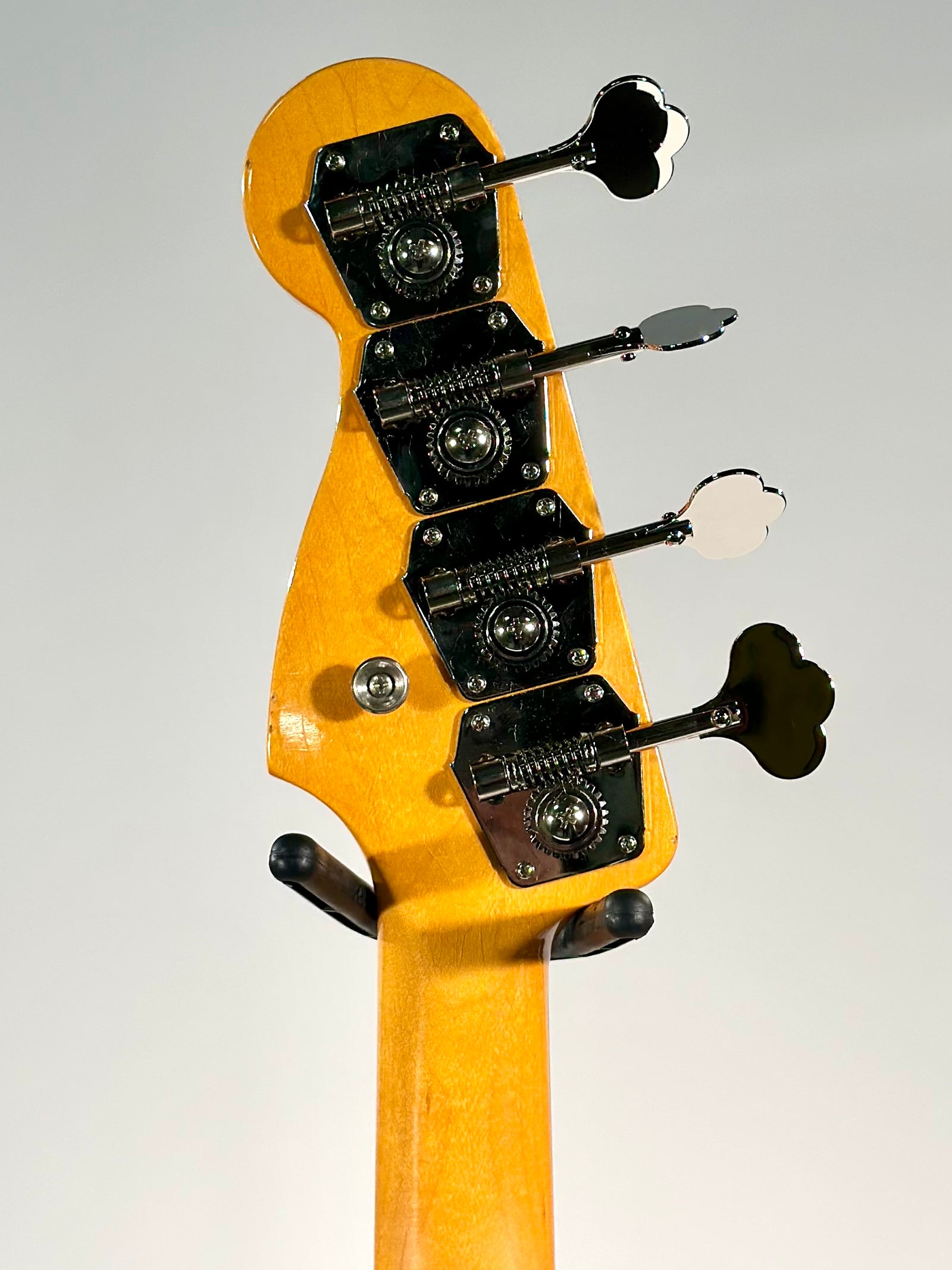 Fender James Jamerson '62 Precision Bass, 3-Tone Sunburst