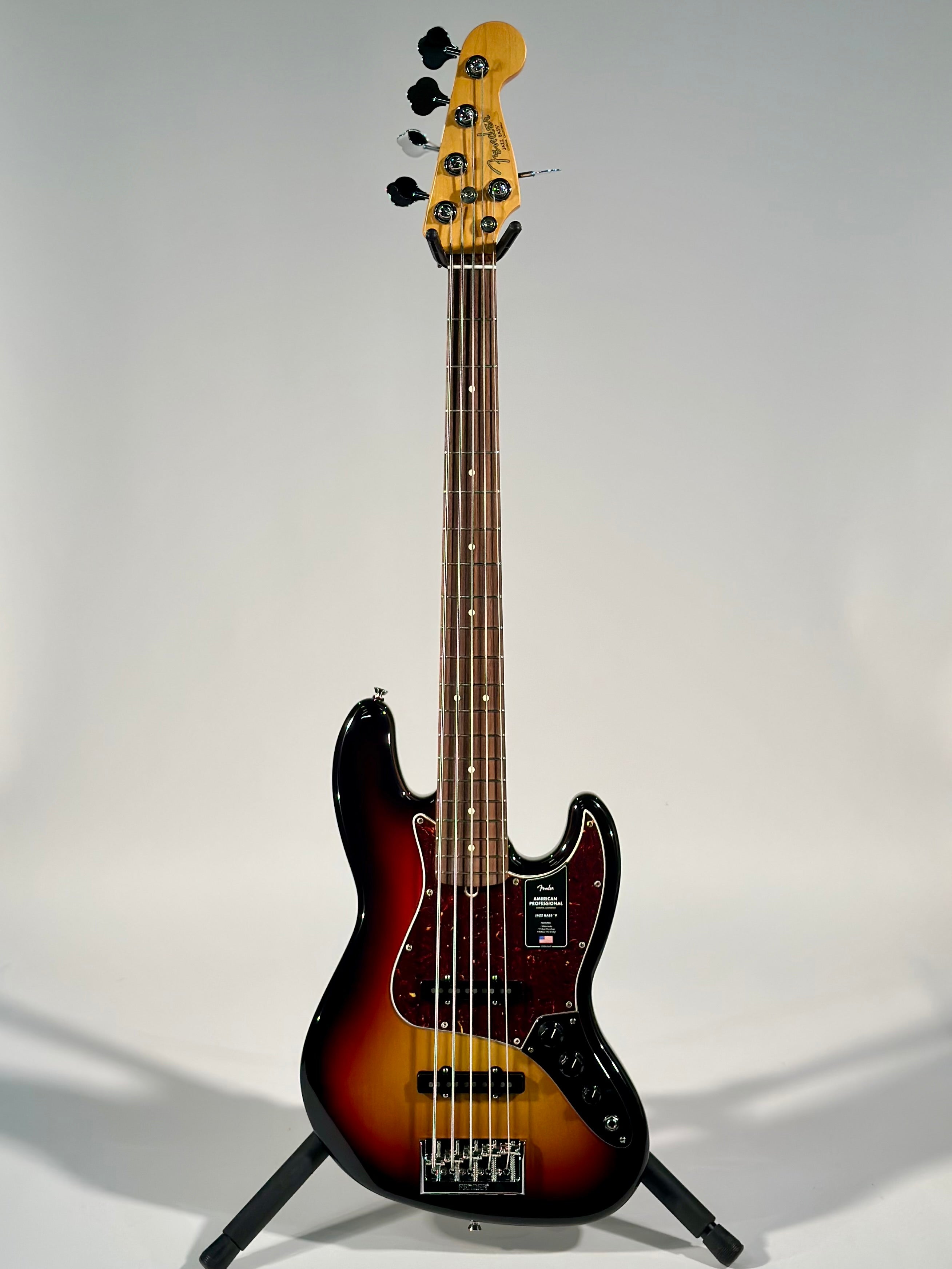 Fender American Professional Jazz Bass V, 3-Color Sunburst