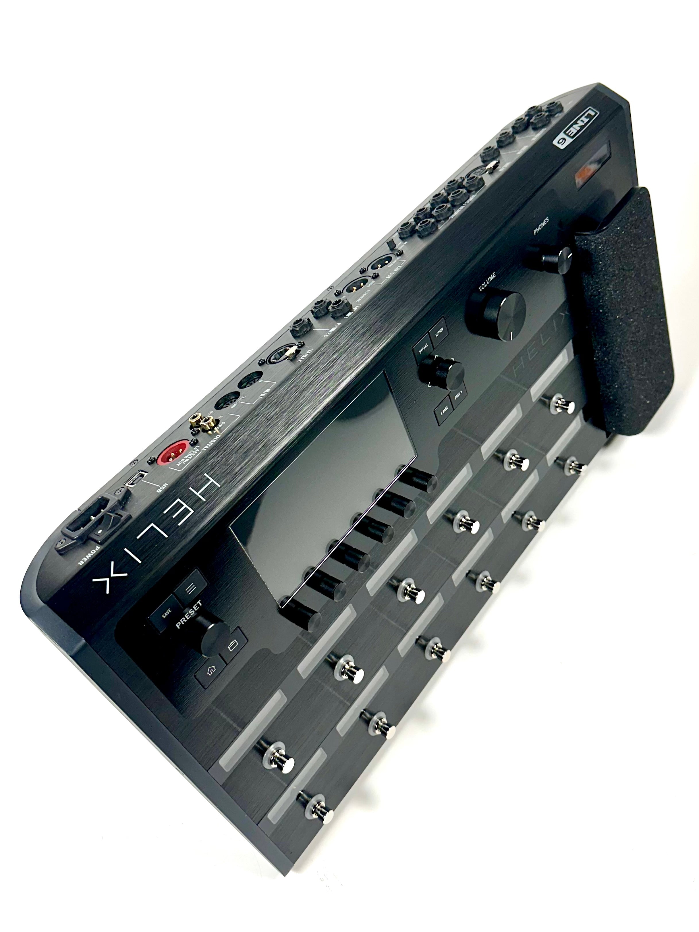 Line 6 Helix Amp and FX Pedal Board (Trade In)