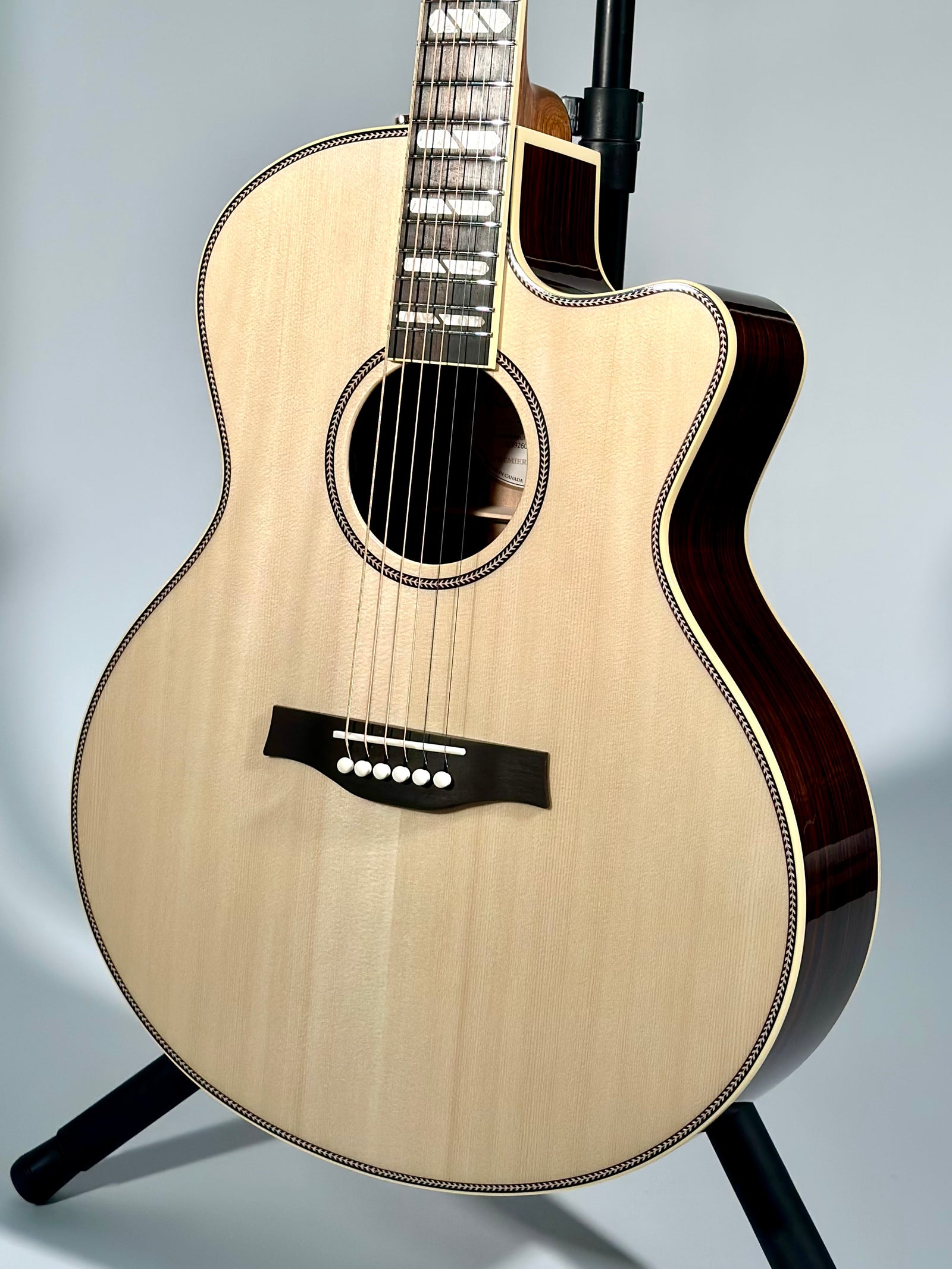Godin Connaisseur MJ, Natural Rosewood