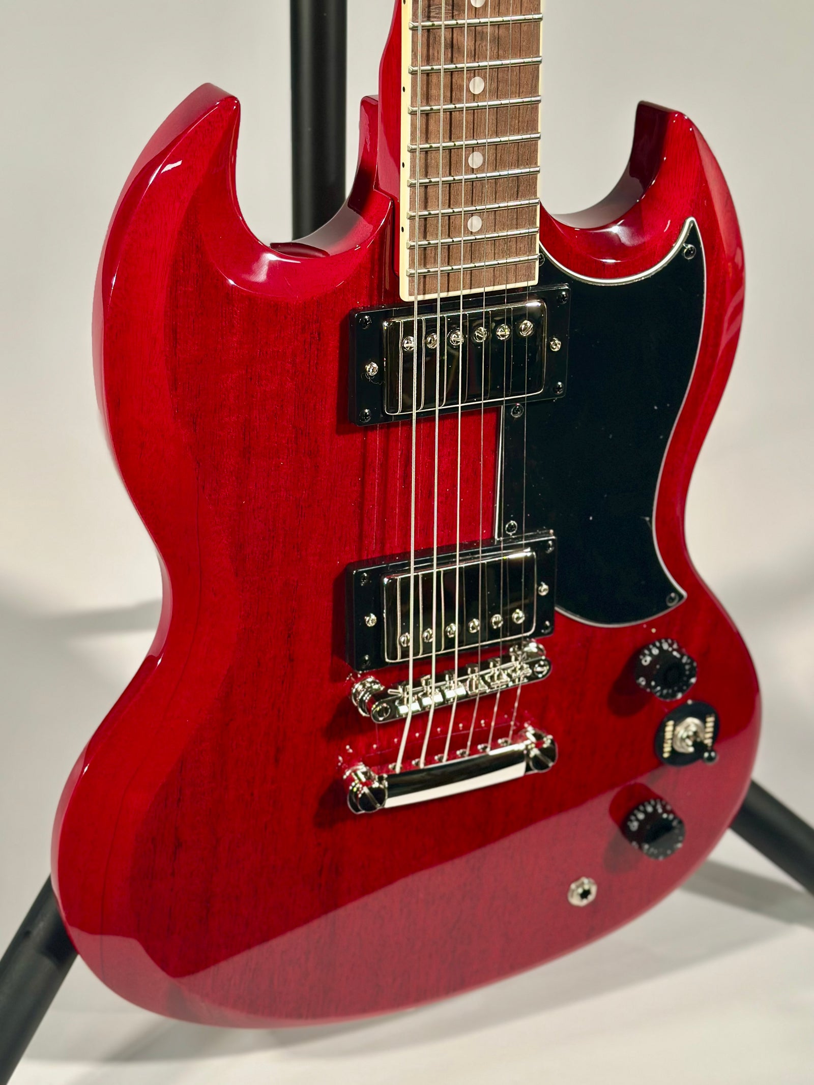 Epiphone SG Tribute, Cherry