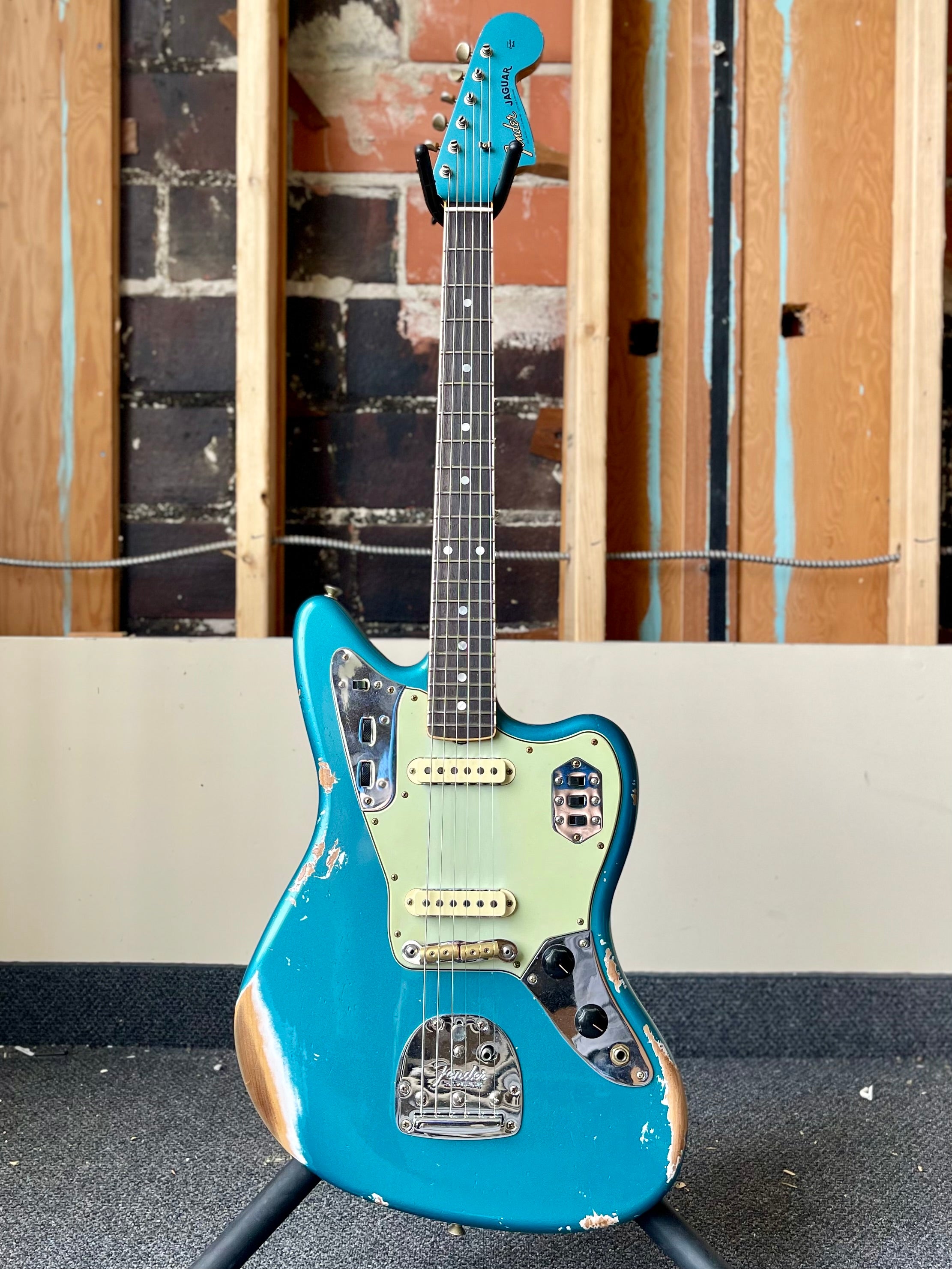 Fender Custom Shop 1965 Jaguar Heavy Relic, Rosewood Fingerboard, Faded Ocean Turquoise