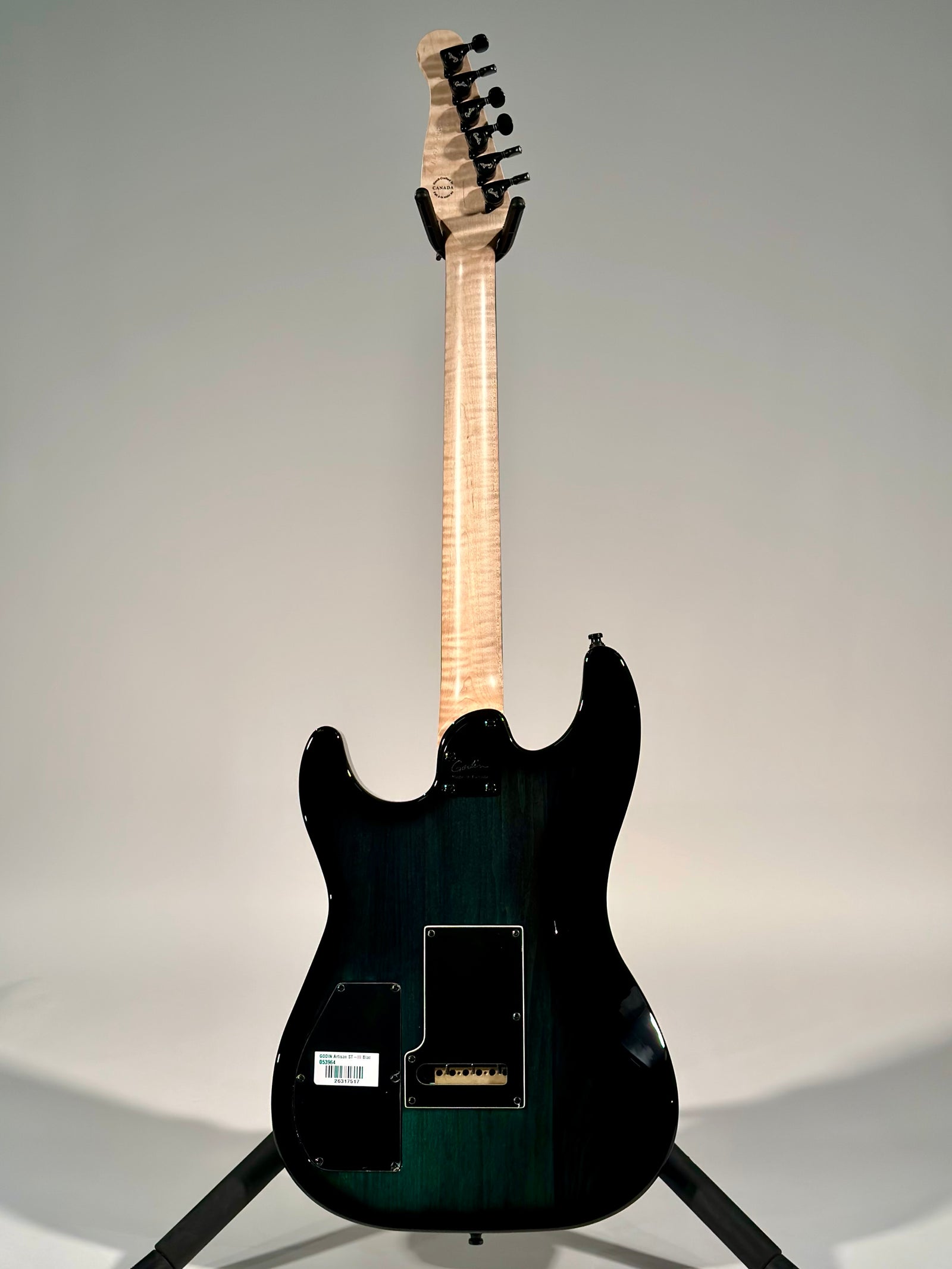 Artisan ST-III, Black Mint