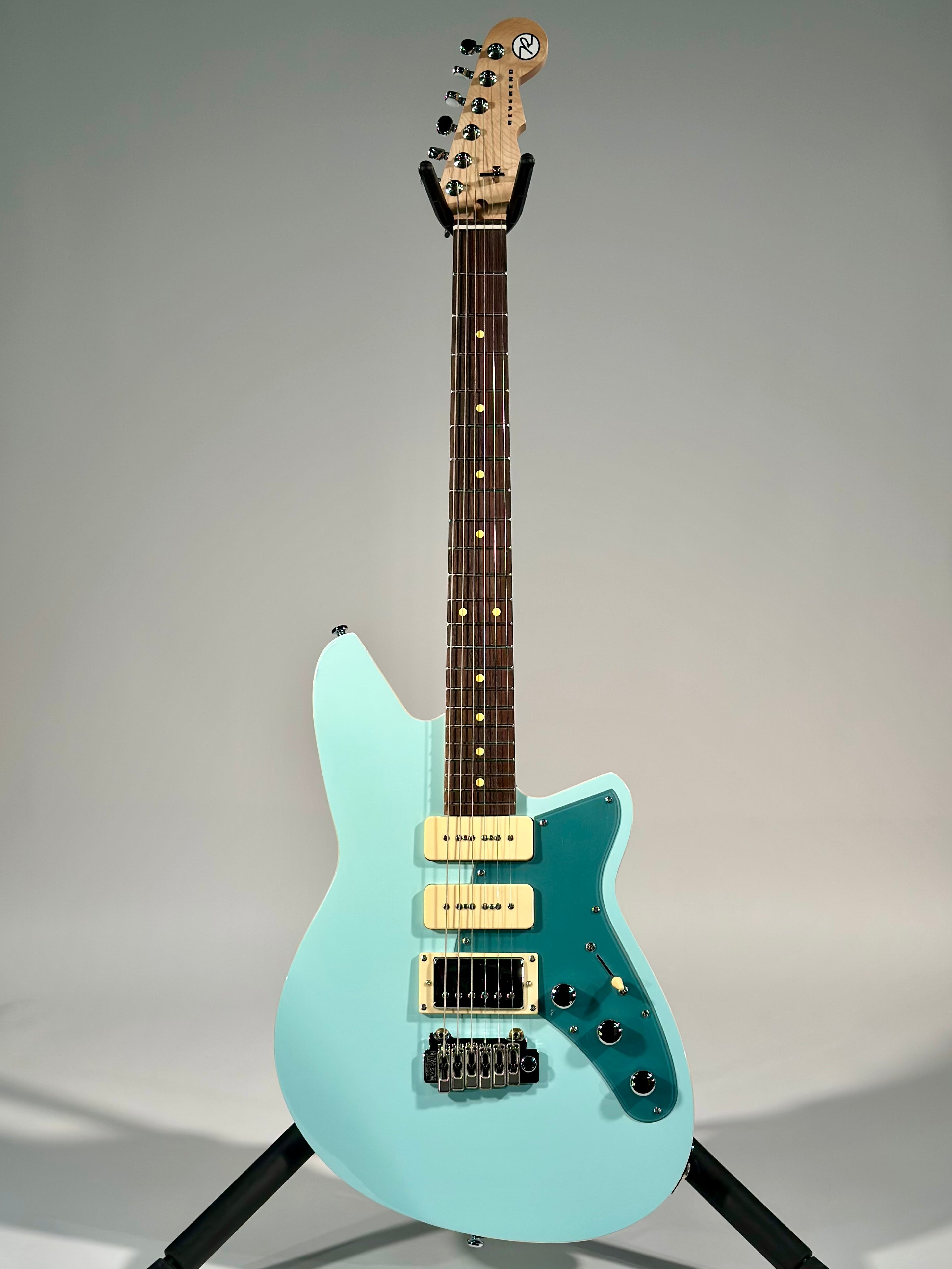 Reverend Six Gun HPP, Chronic Blue