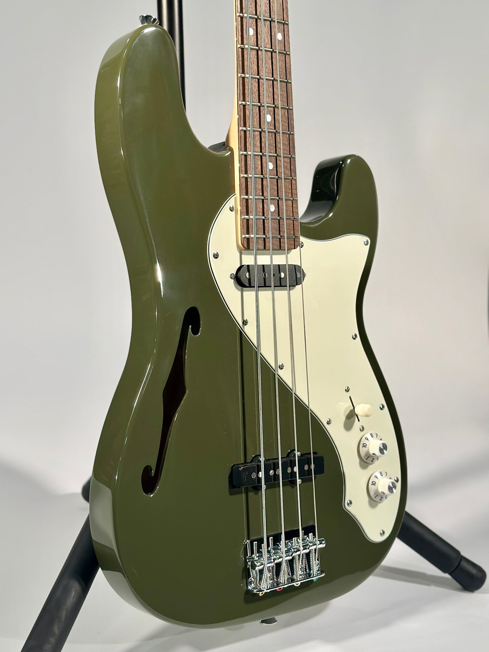 Squier Paranormal Precision Bass Thinline SJ, Olive