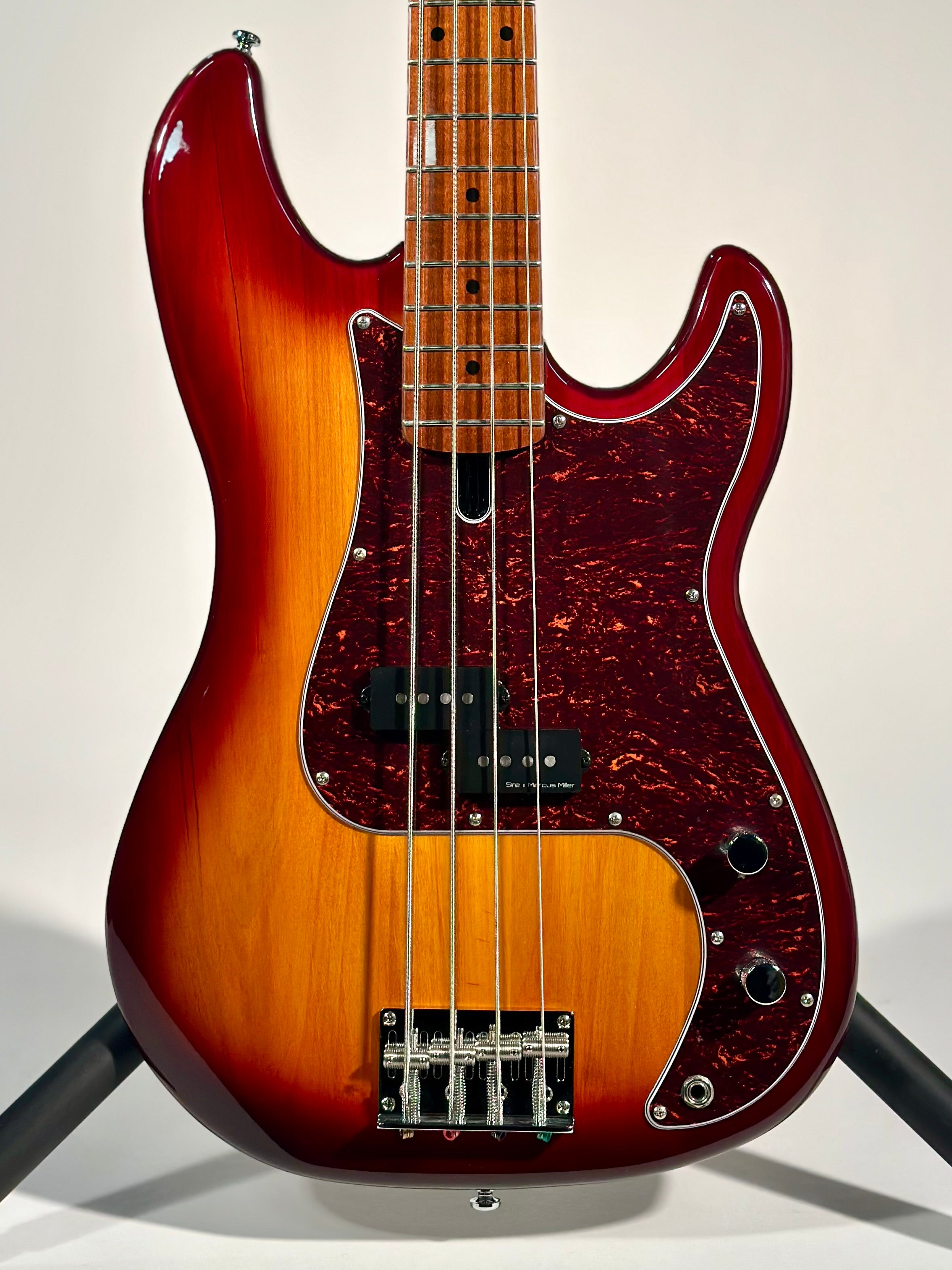 Sire Marcus Miller P5 Gen 2 Tobacco Sunburst
