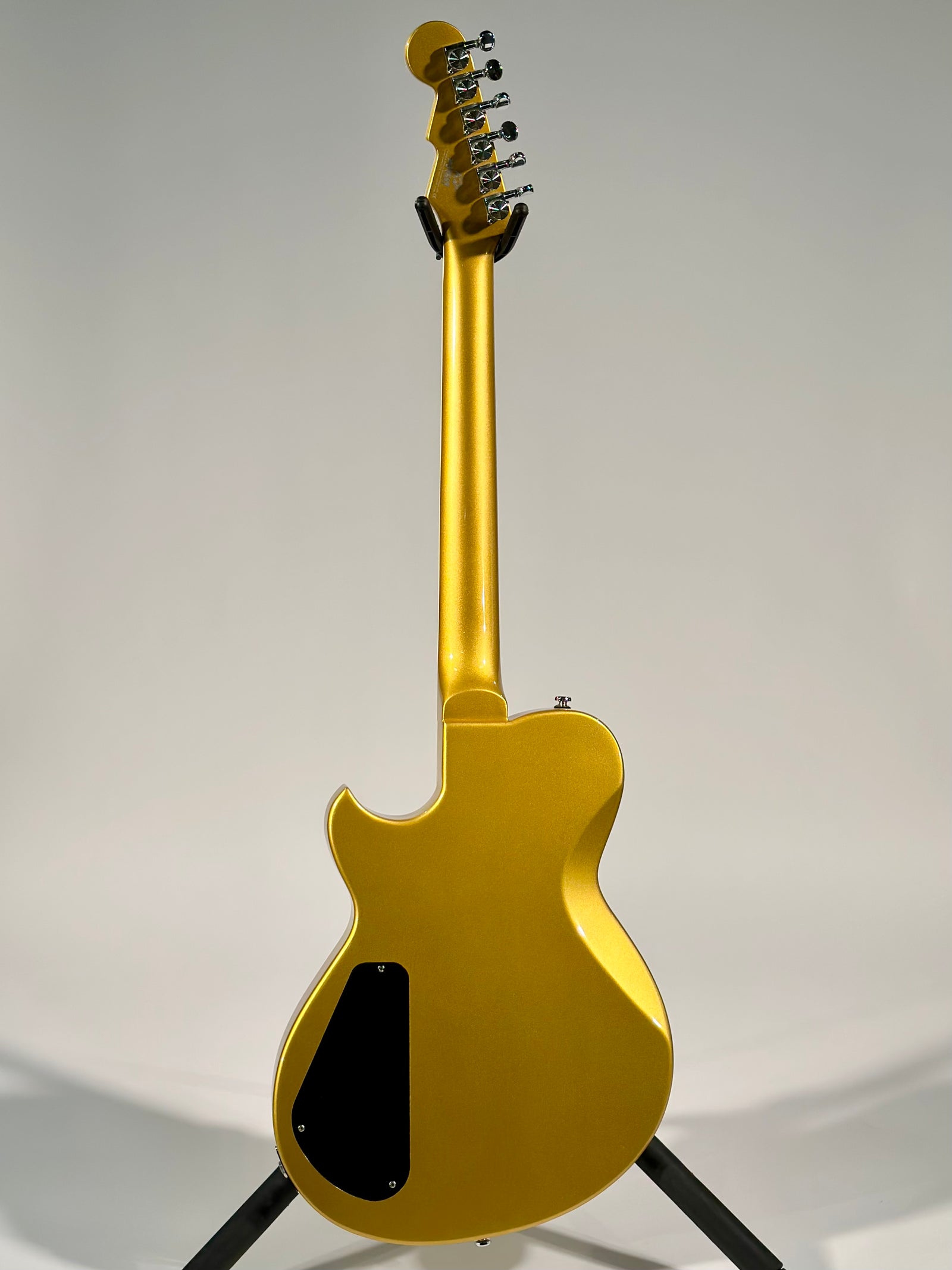 Reverend Roundhouse, Venetian Gold w/ Bigsby(Trade In)